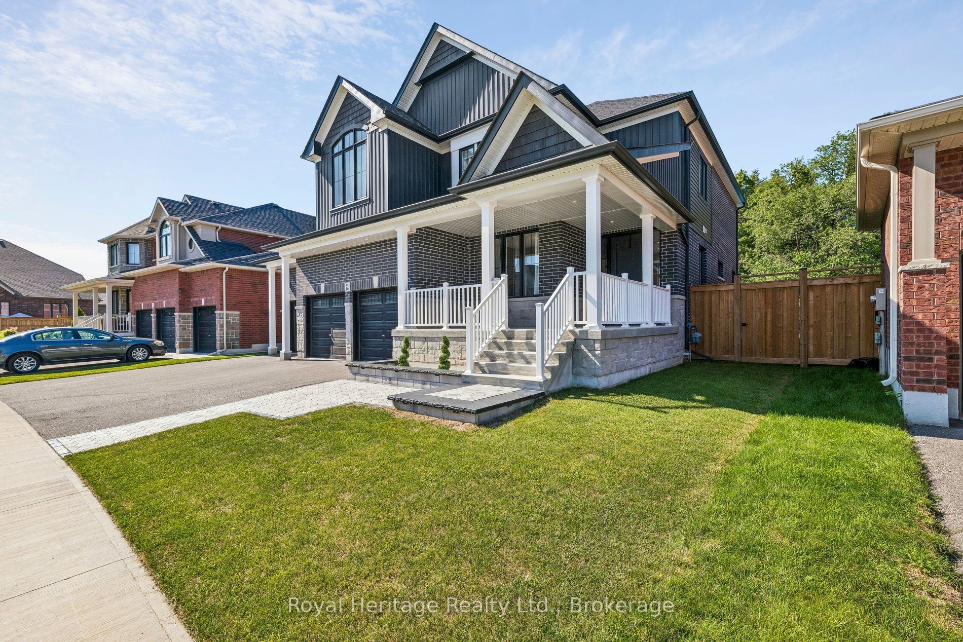 55 Harry Lee Crescent, Clarington, ON L1C 7G5 photo 2