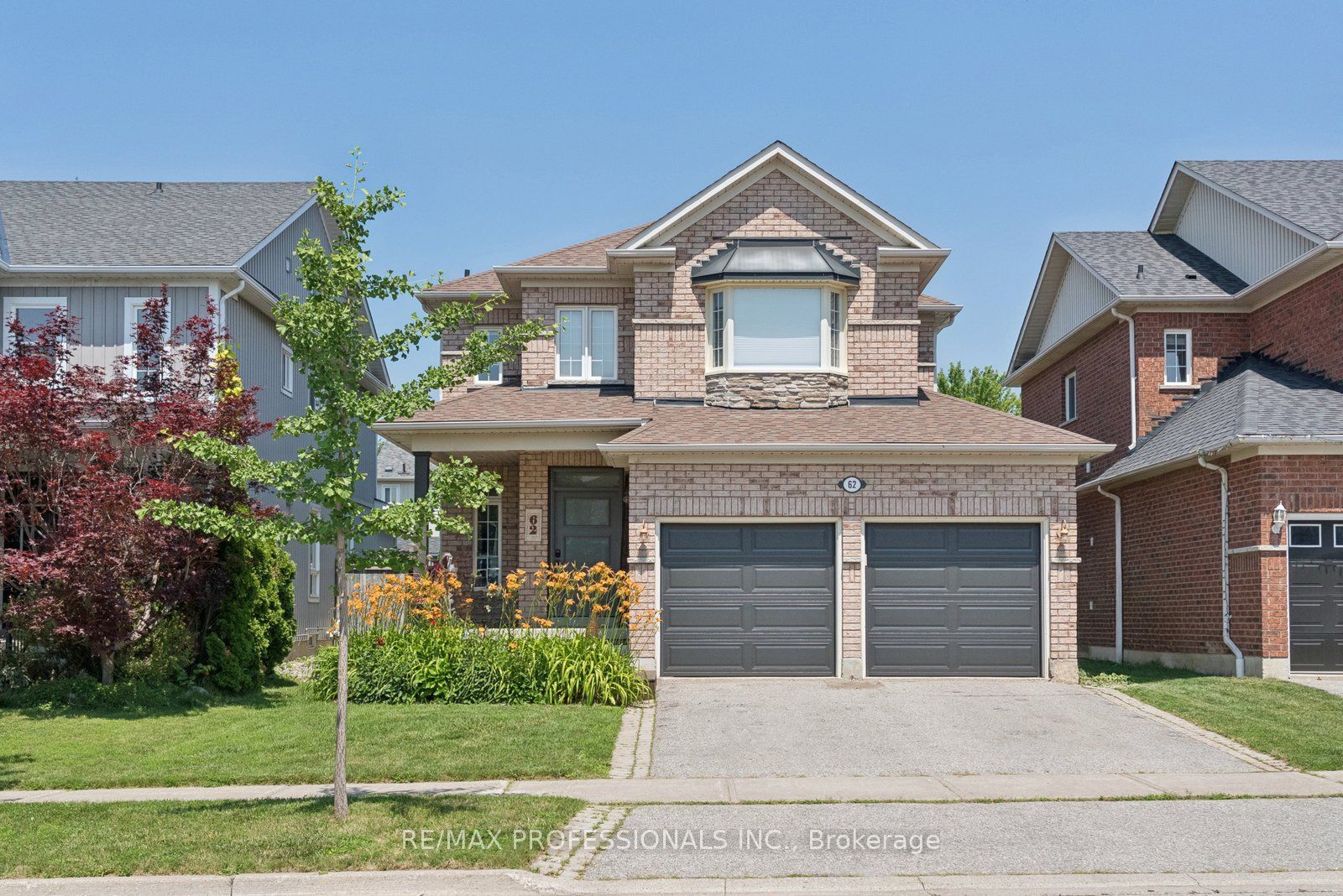 62 Blackfriar Avenue, Whitby, ON L1M 2C1 photo 2