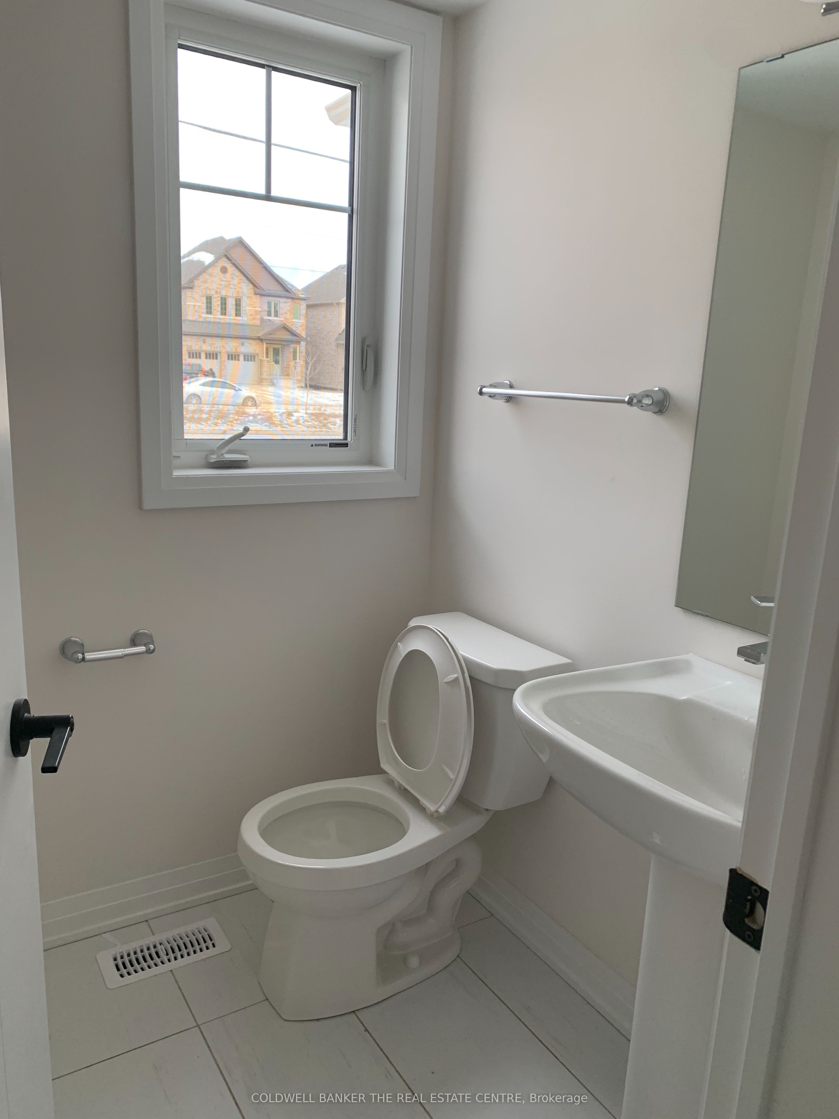 94 Ambereen Place, Clarington, ON L1C 7H5 photo 4