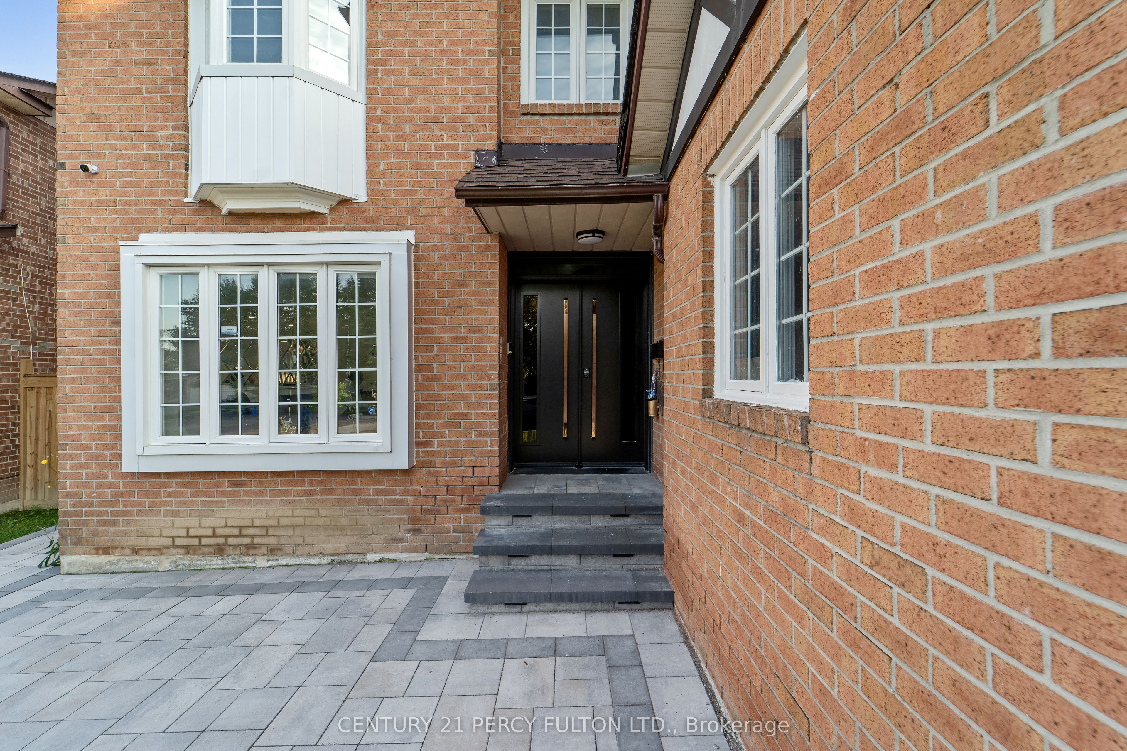 1071 Glenanna Road, Pickering, ON L1V 5E1 photo 4