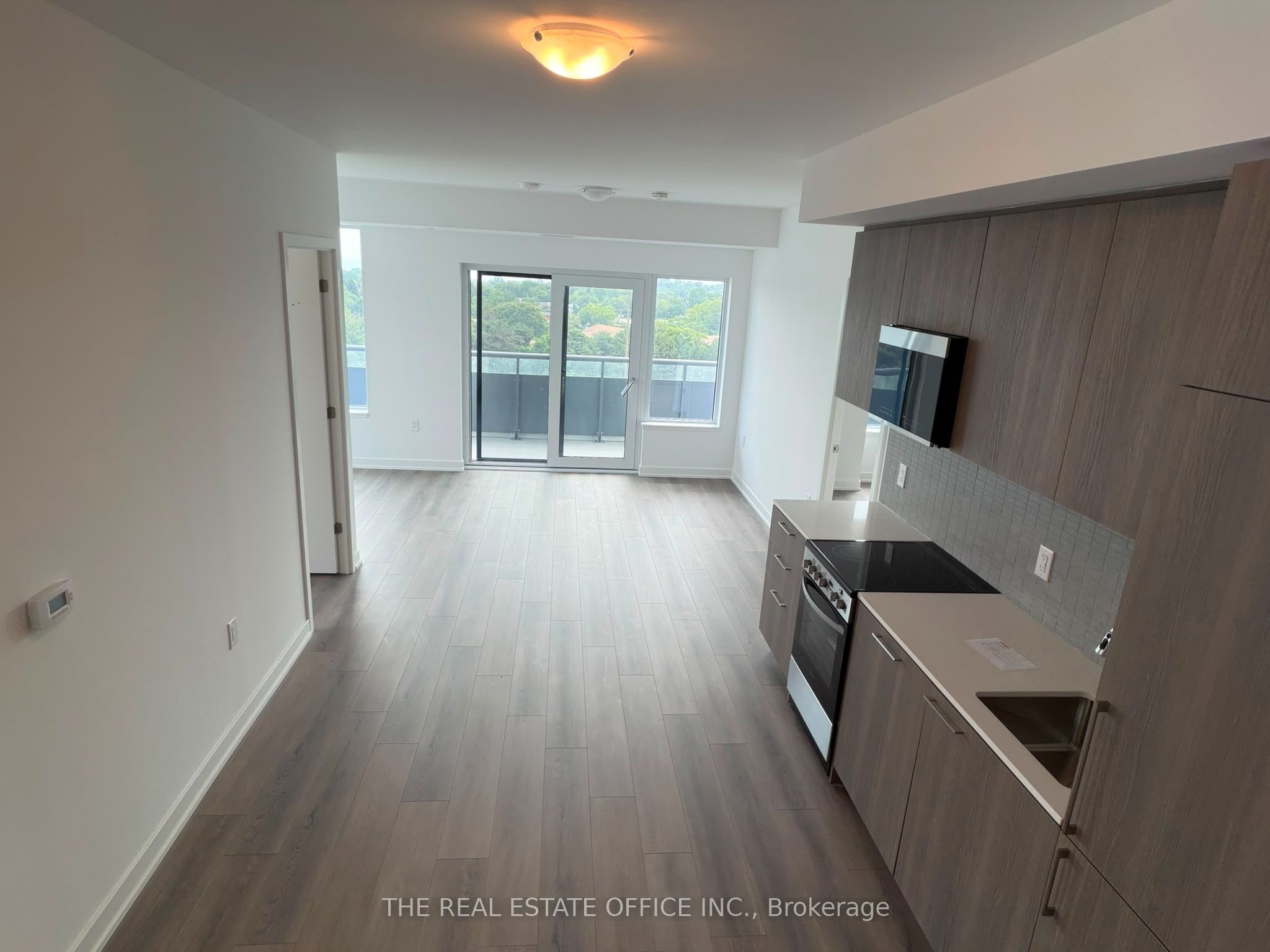 7437 Kingston Road 905, Toronto, ON M1B 0E9