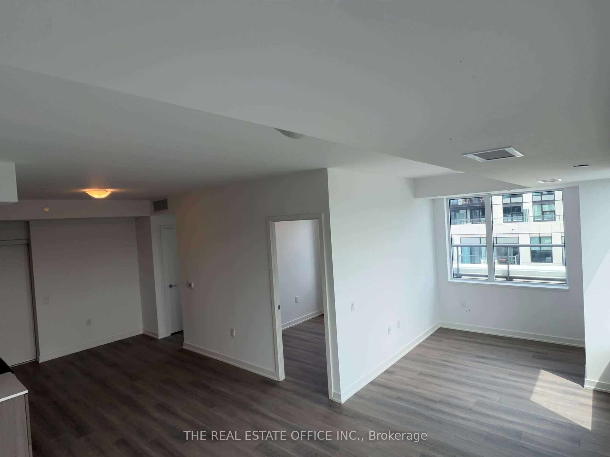 7437 Kingston Road 905, Toronto, ON M1B 0E9 photo 3