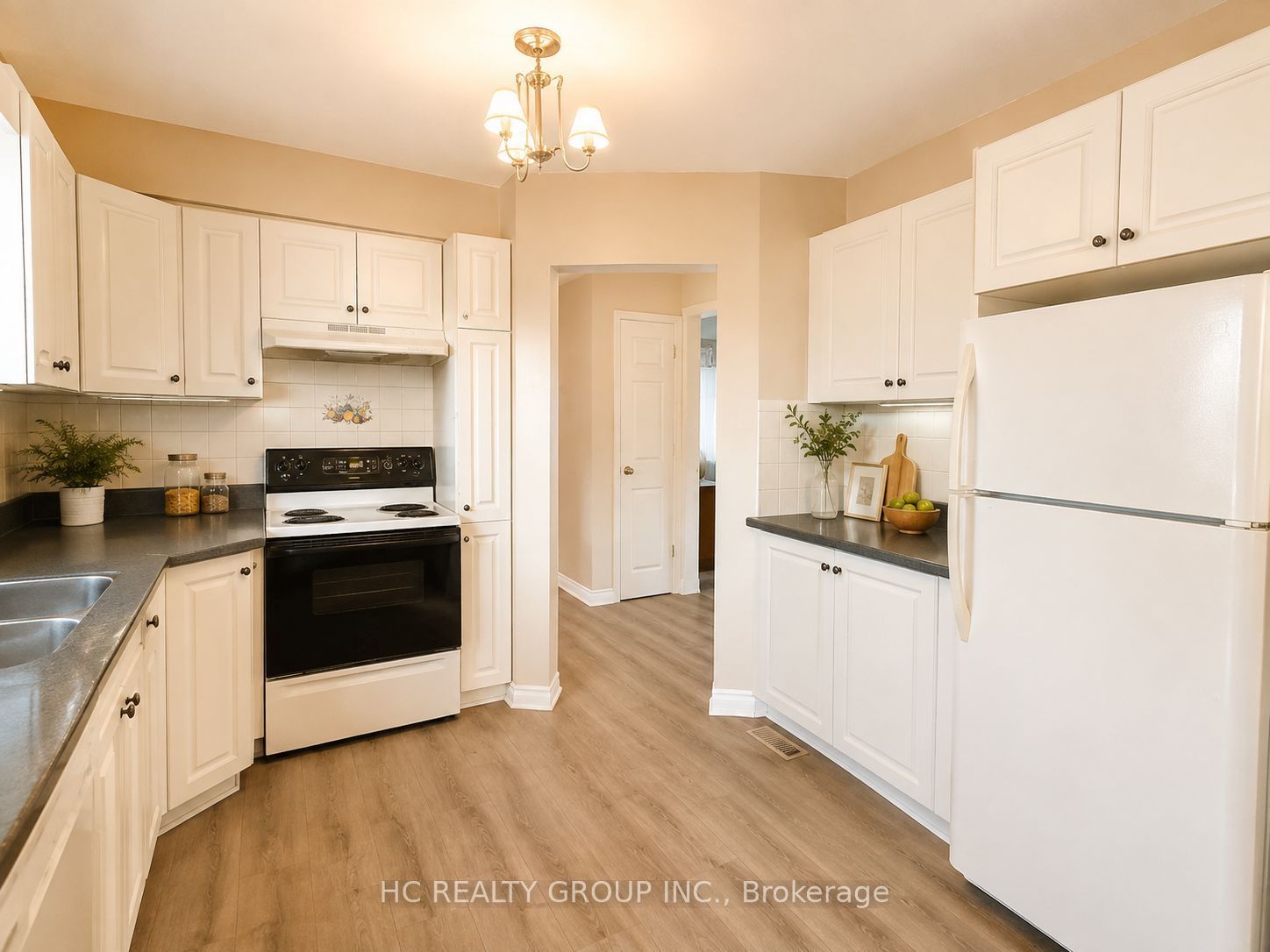 14 Nero Court Main, Toronto, ON M1K 4V5 photo 3