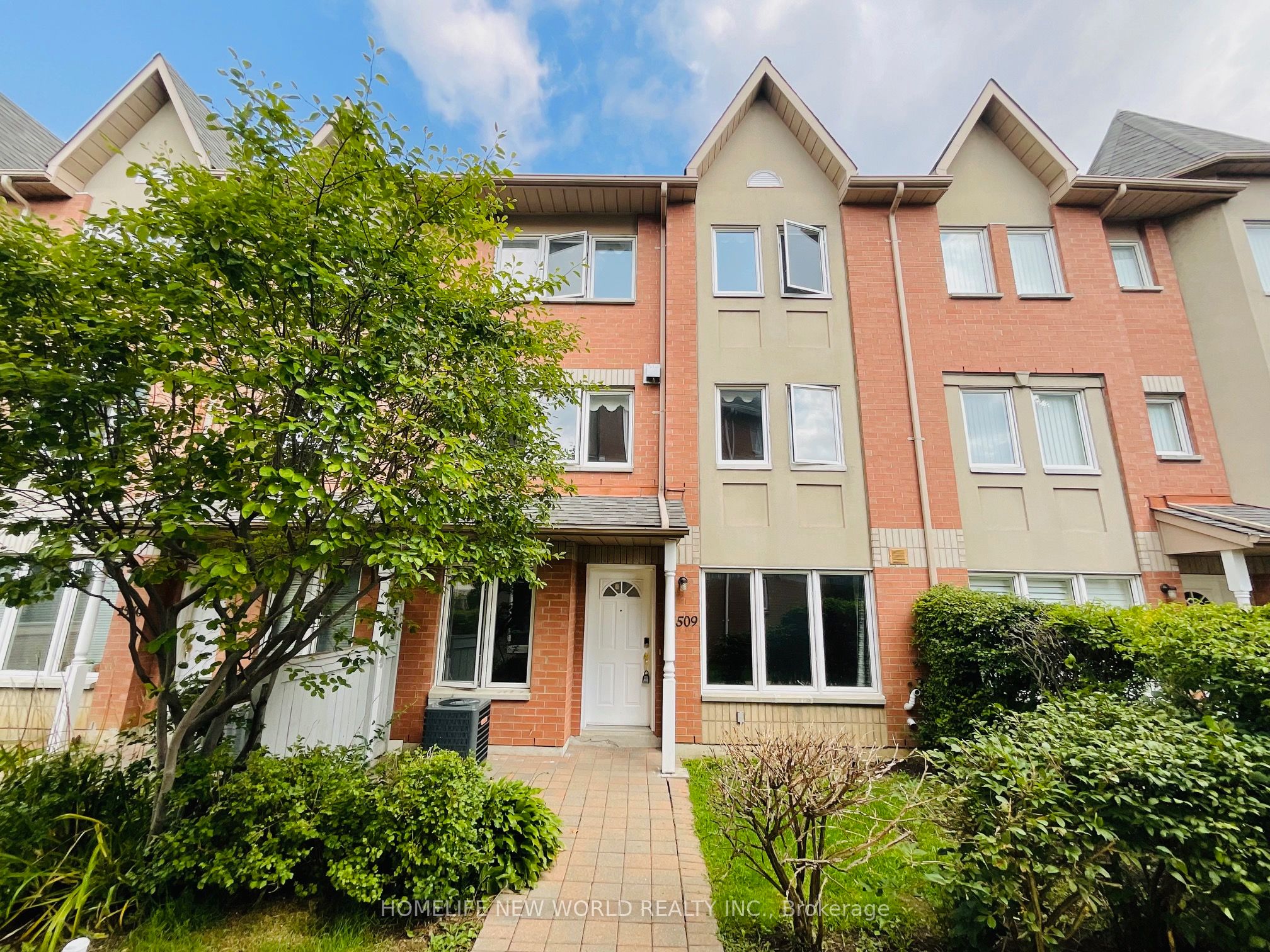 29 Rosebank Drive 1509, Toronto, ON M1B 5Y7