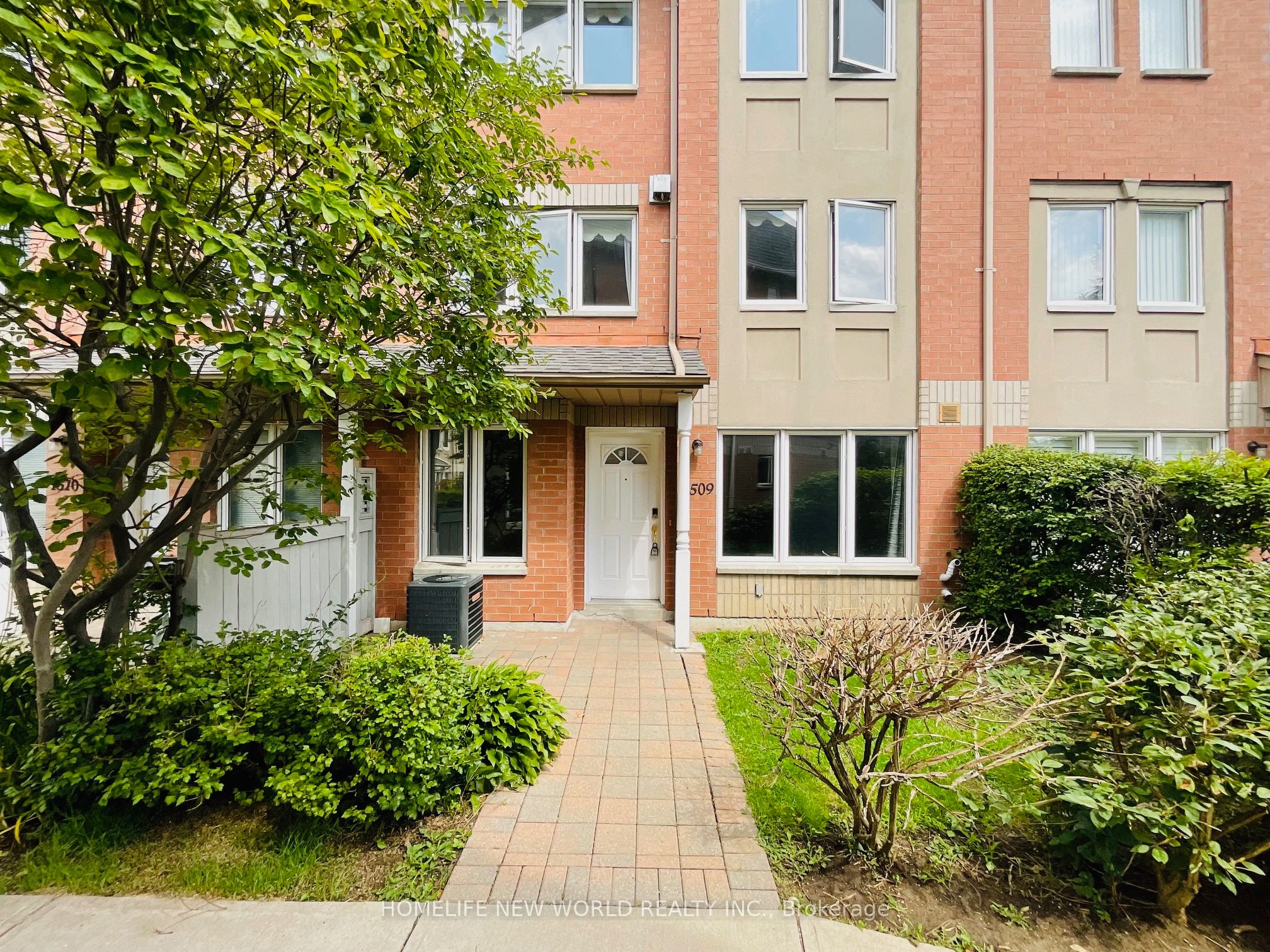 29 Rosebank Drive 1509, Toronto, ON M1B 5Y7 photo 2