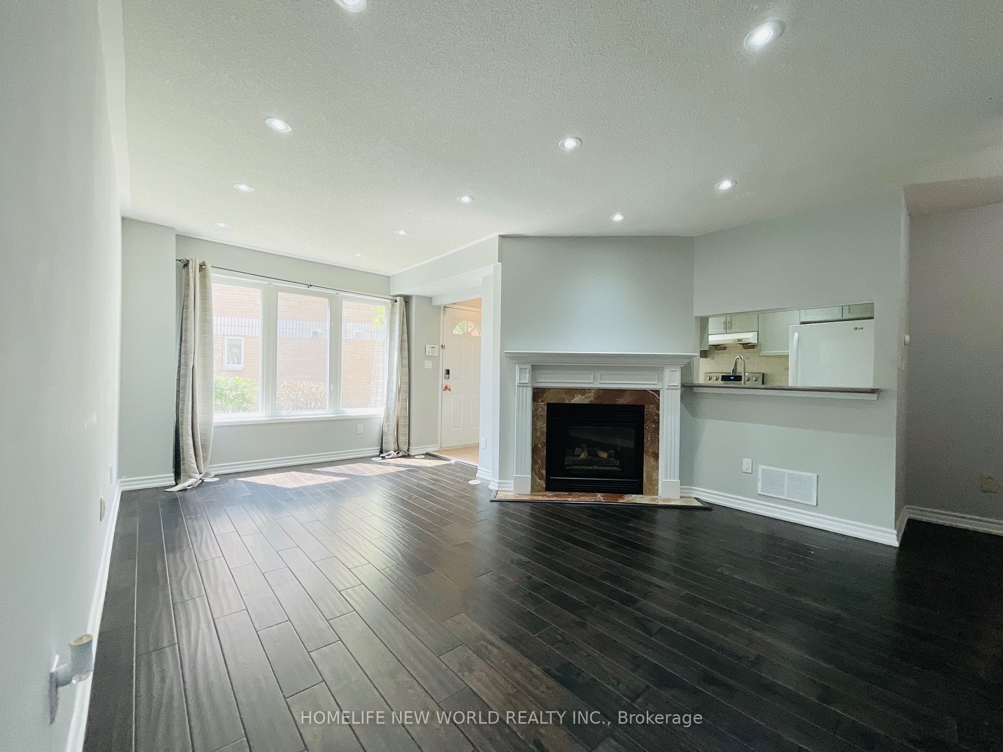 29 Rosebank Drive 1509, Toronto, ON M1B 5Y7 photo 4