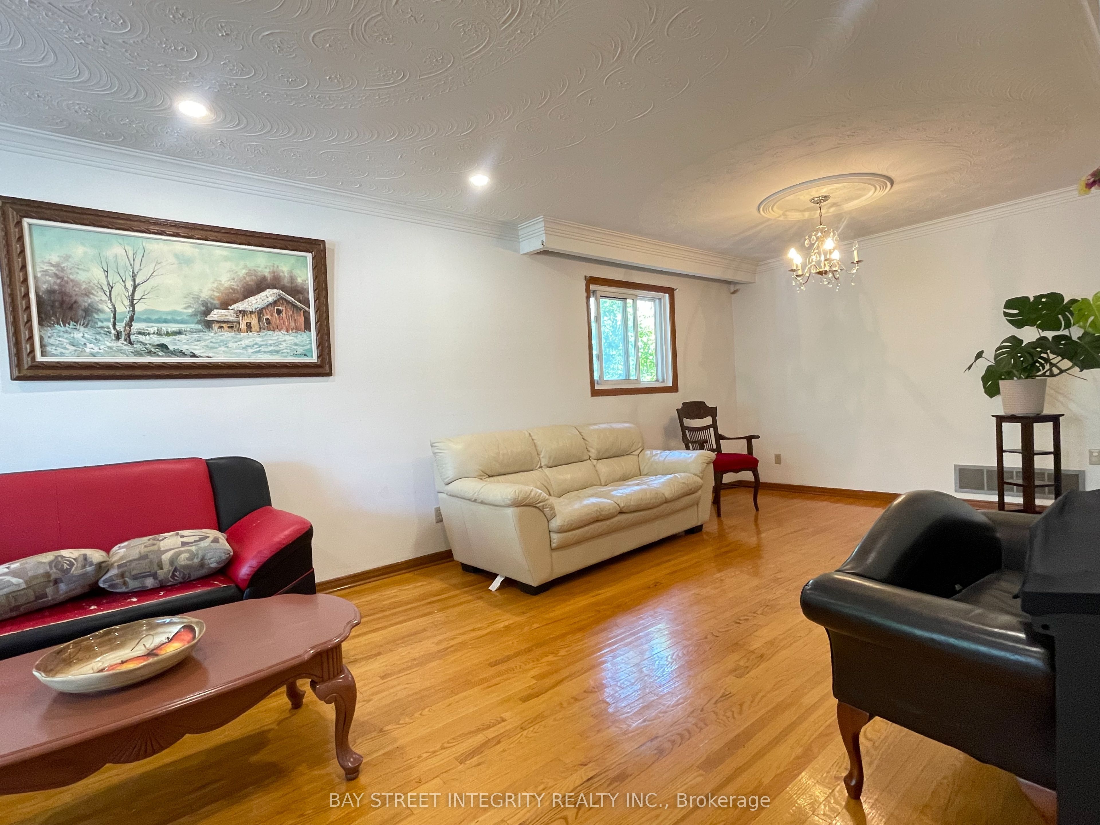 34 Iangrove Terrace, Toronto, ON M1W 2H2 photo 4