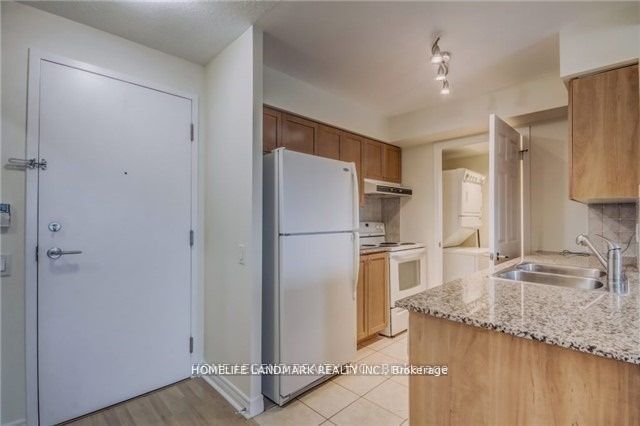 83 Borough Drive 1214, Toronto, ON M1P 5E4 photo 4