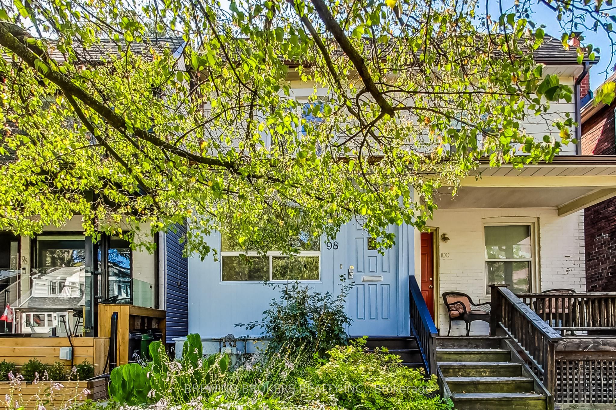 98 Moberly Avenue, Toronto, ON M4C 4A9 photo 2