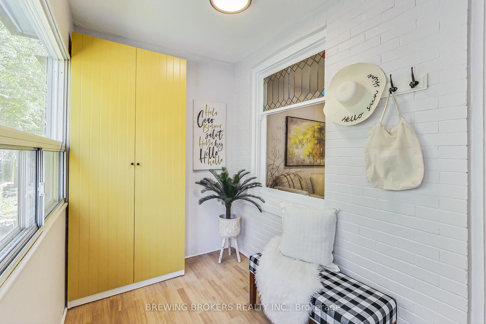 98 Moberly Avenue, Toronto, ON M4C 4A9 photo 4
