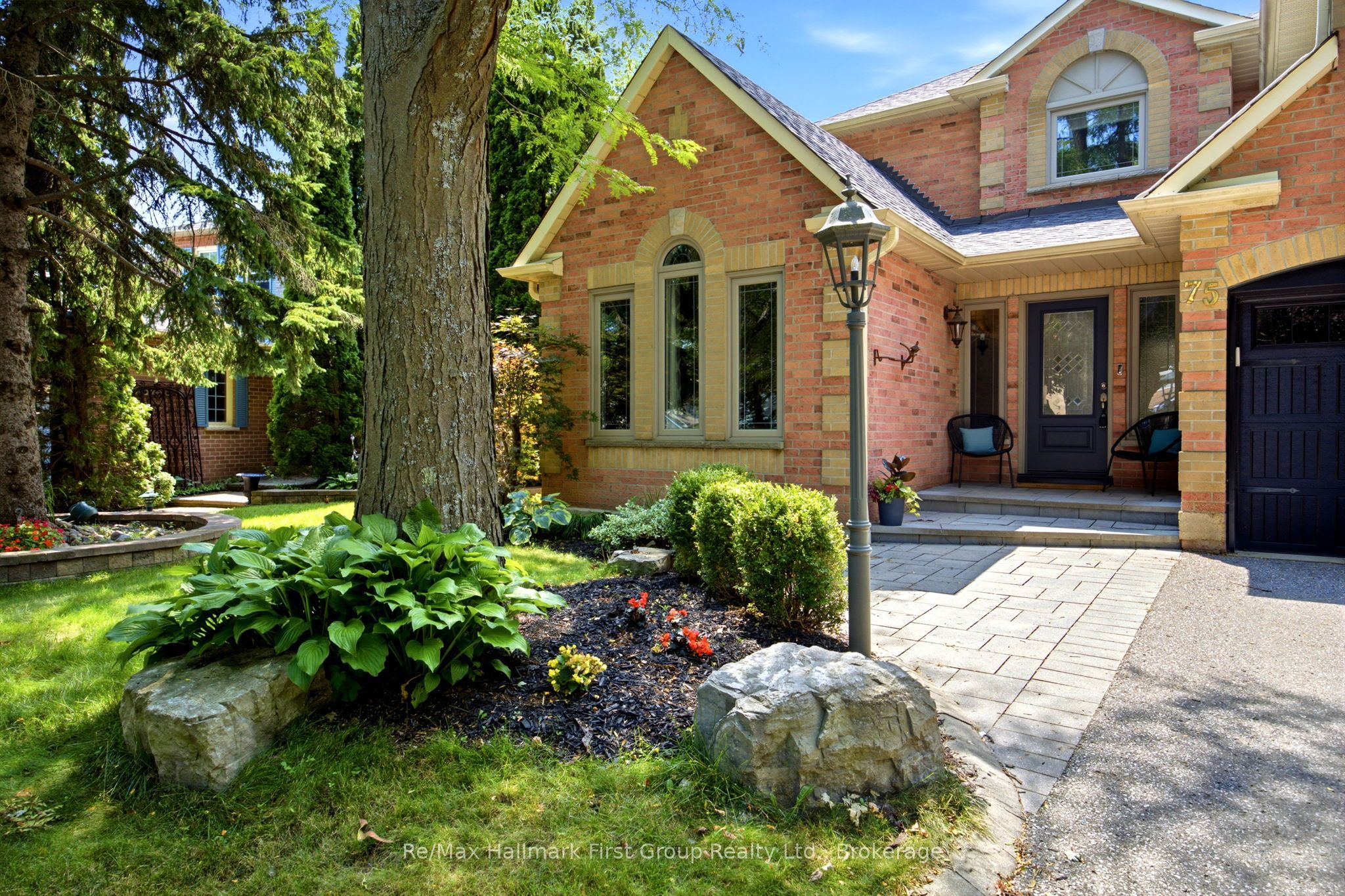 75 Allayden Drive, Whitby, ON L1P 1L5 photo 2
