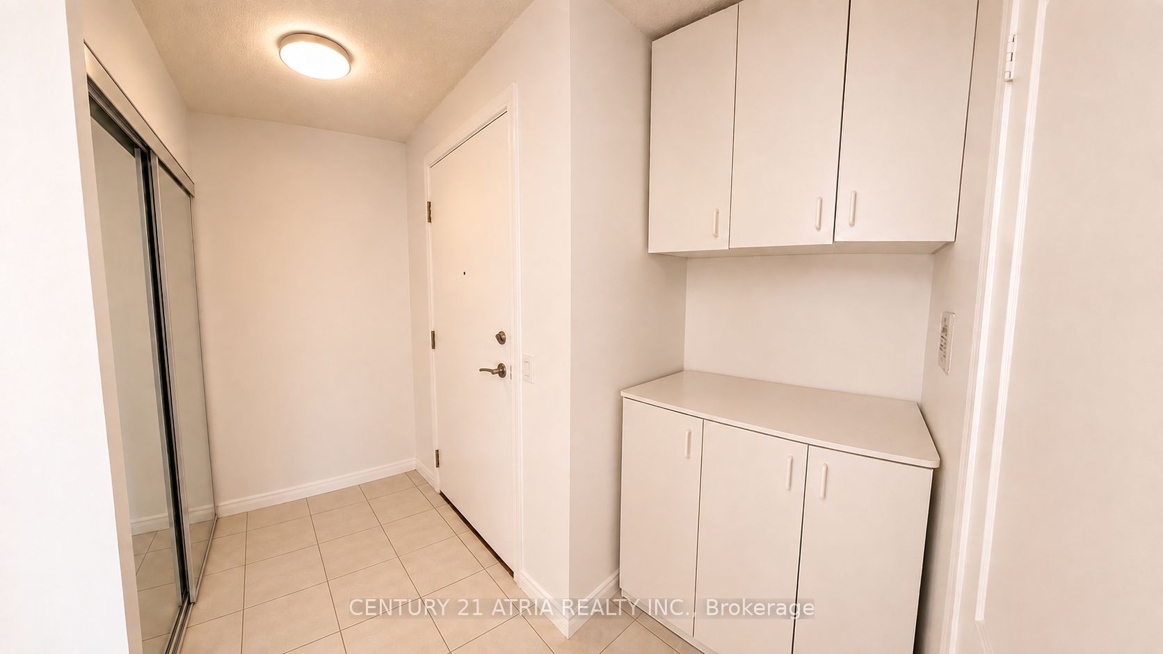 115 Omni Drive 306, Toronto, ON M1P 5B4 photo 3