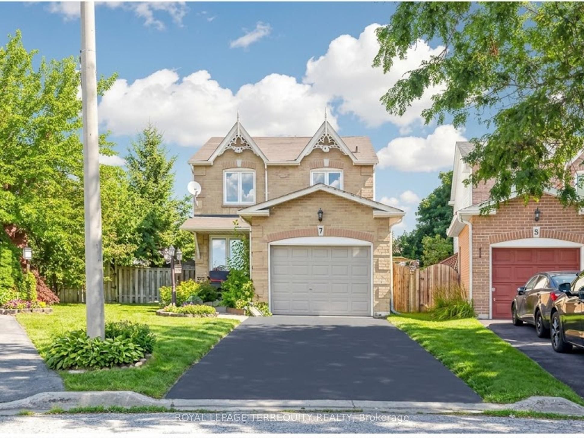 7 Yorkville Court, Clarington, ON L1E 2A7 photo 2