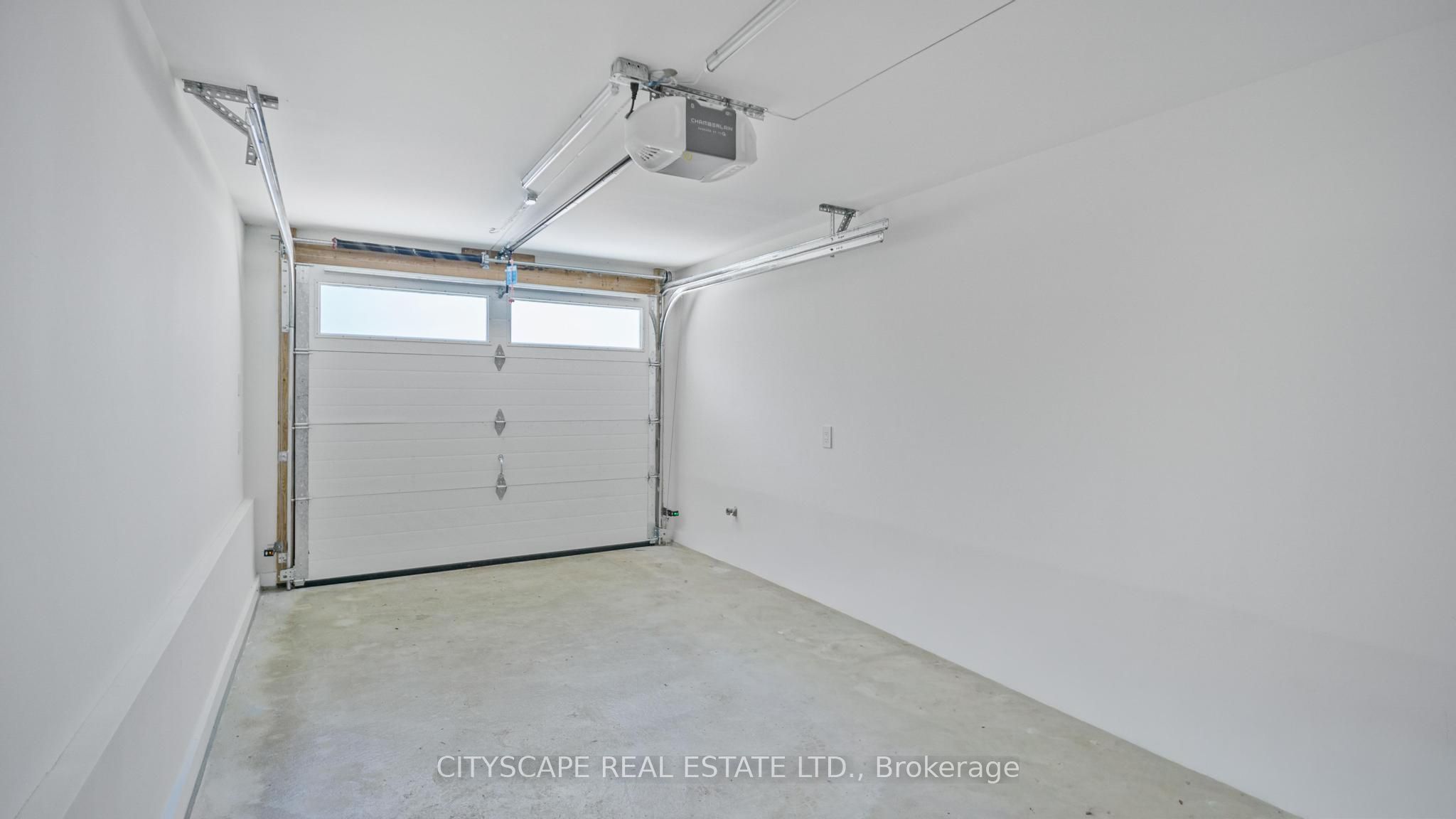 39 Kenworthy Avenue, Toronto, ON M1L 3B1 photo 3