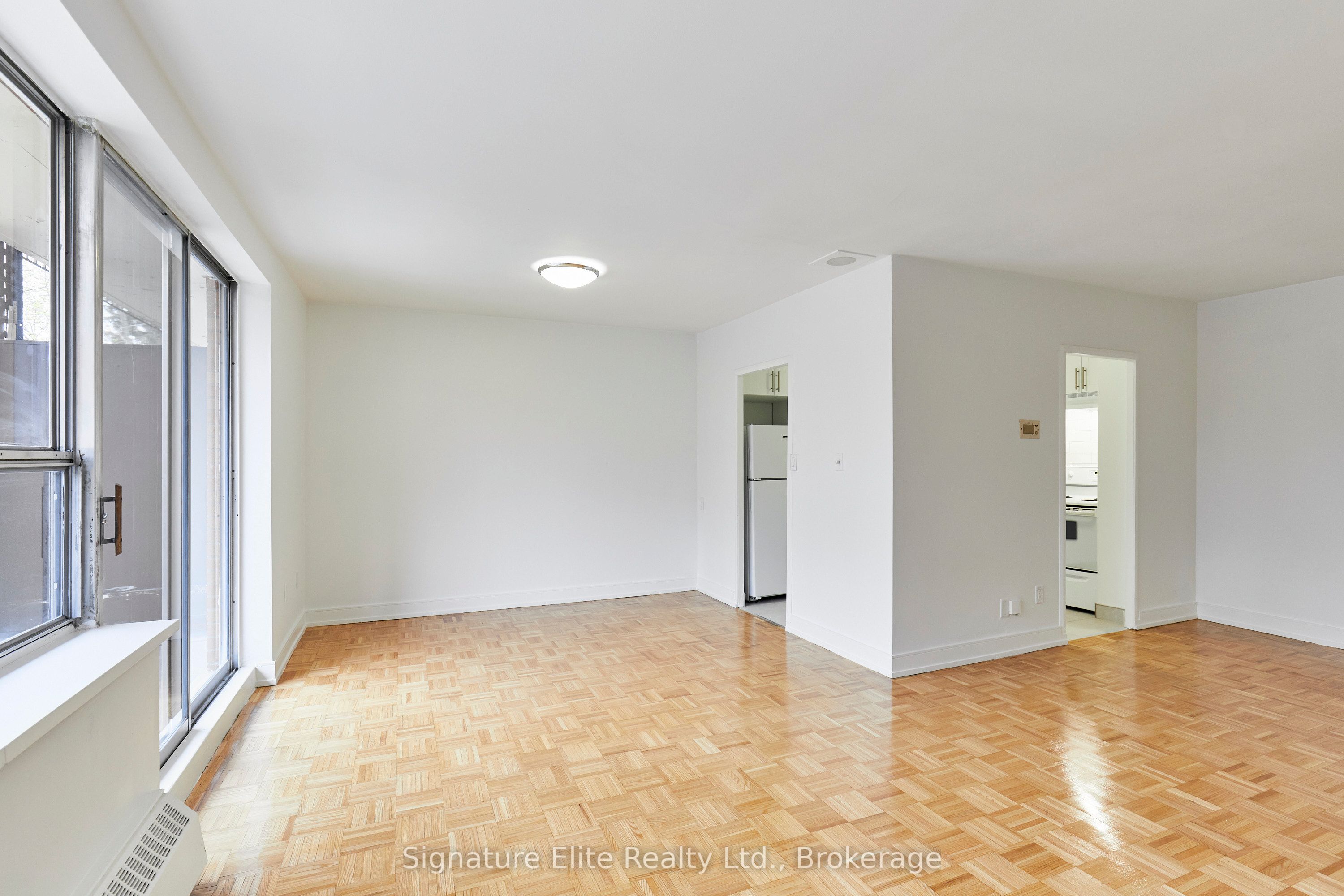71 Guildwood Parkway 230, Toronto, ON M1E 1P2 photo 5