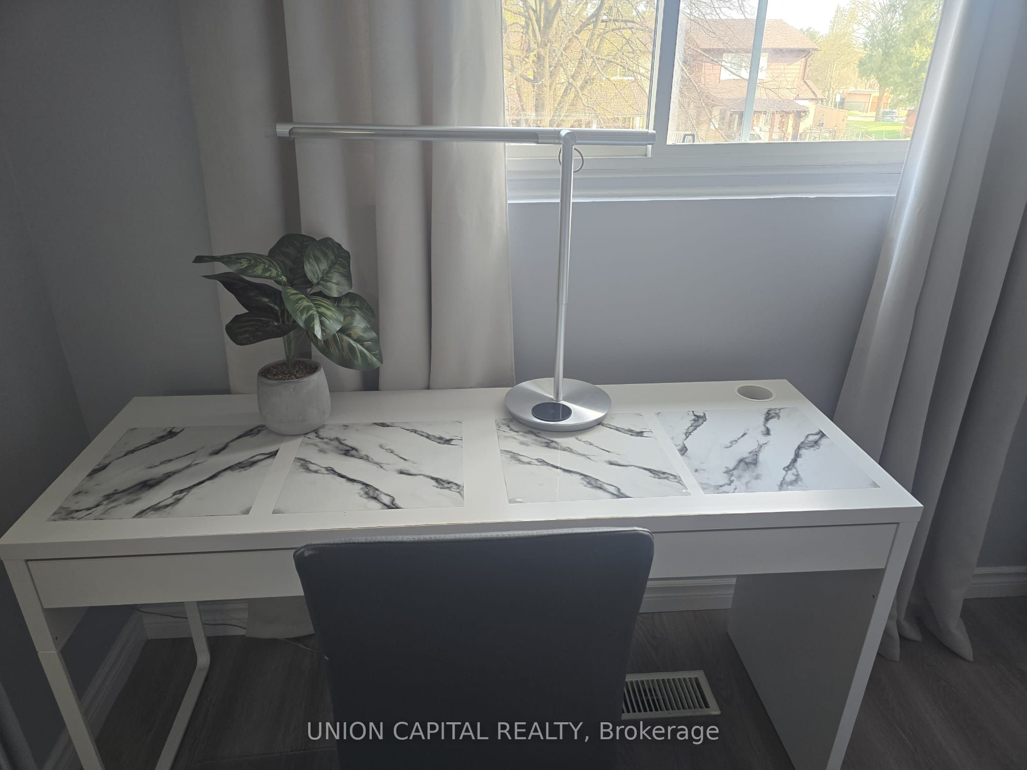 71 Osterhout Place Room, Toronto, ON M1B 1E4 photo 2