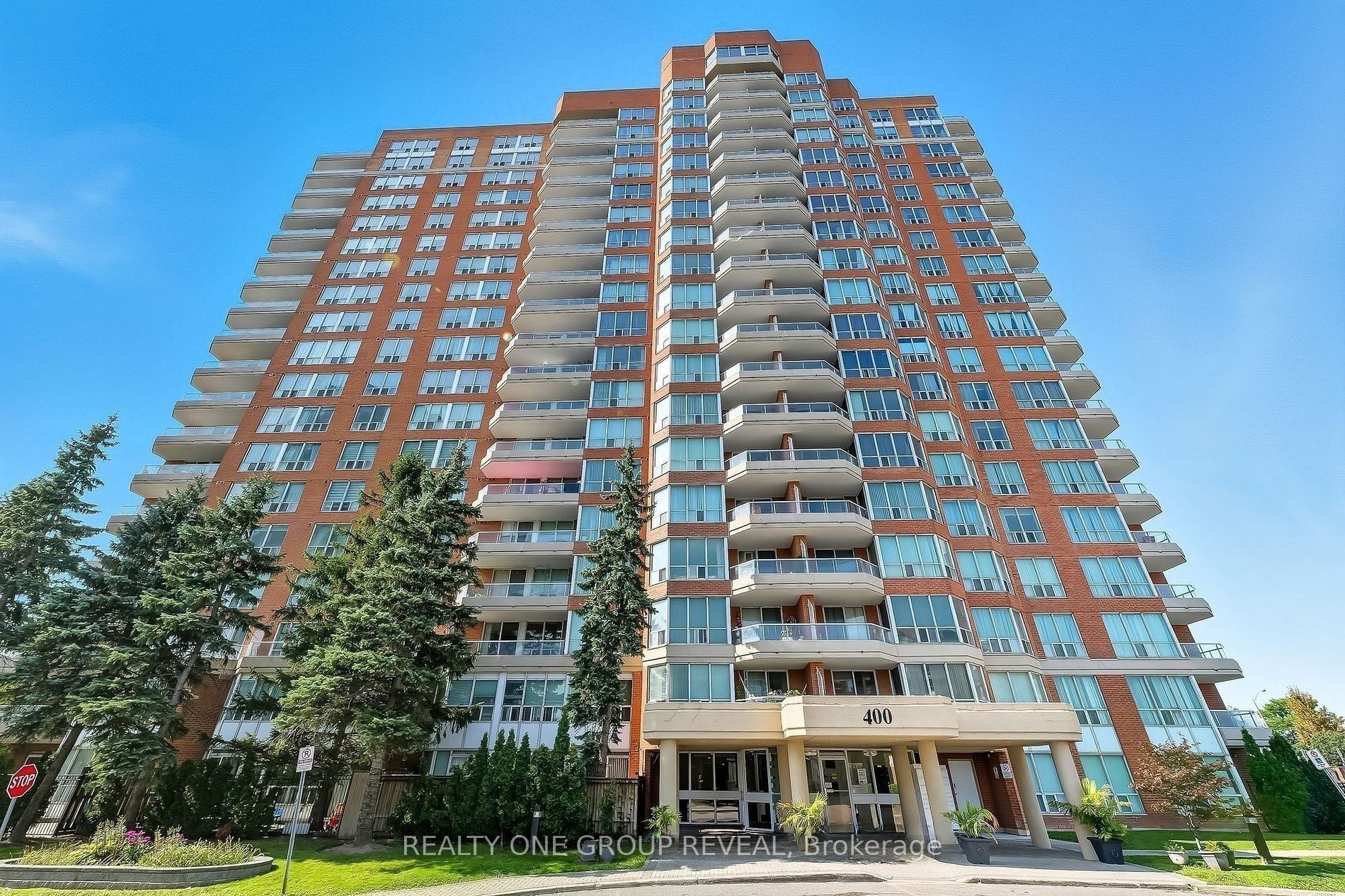 400 Mclevin Avenue 1705, Toronto, ON M1B 5J4 photo 2