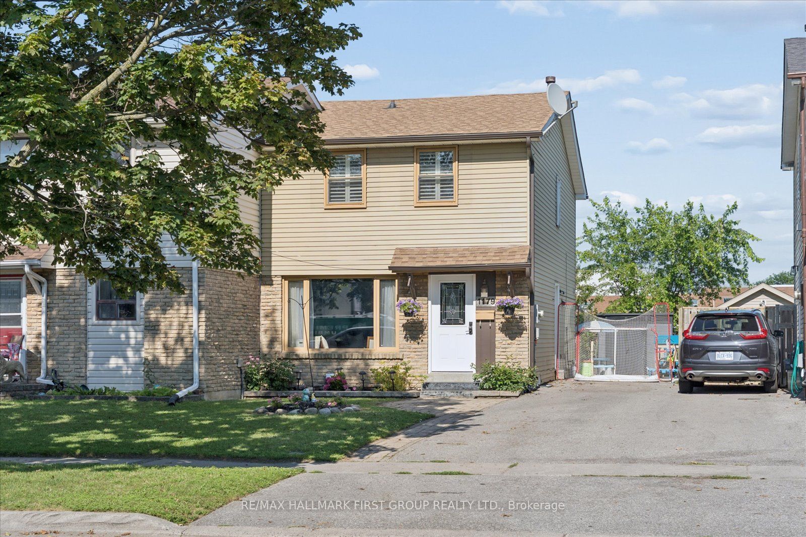 1179 Oxford Street, Oshawa, ON L1J 3W4