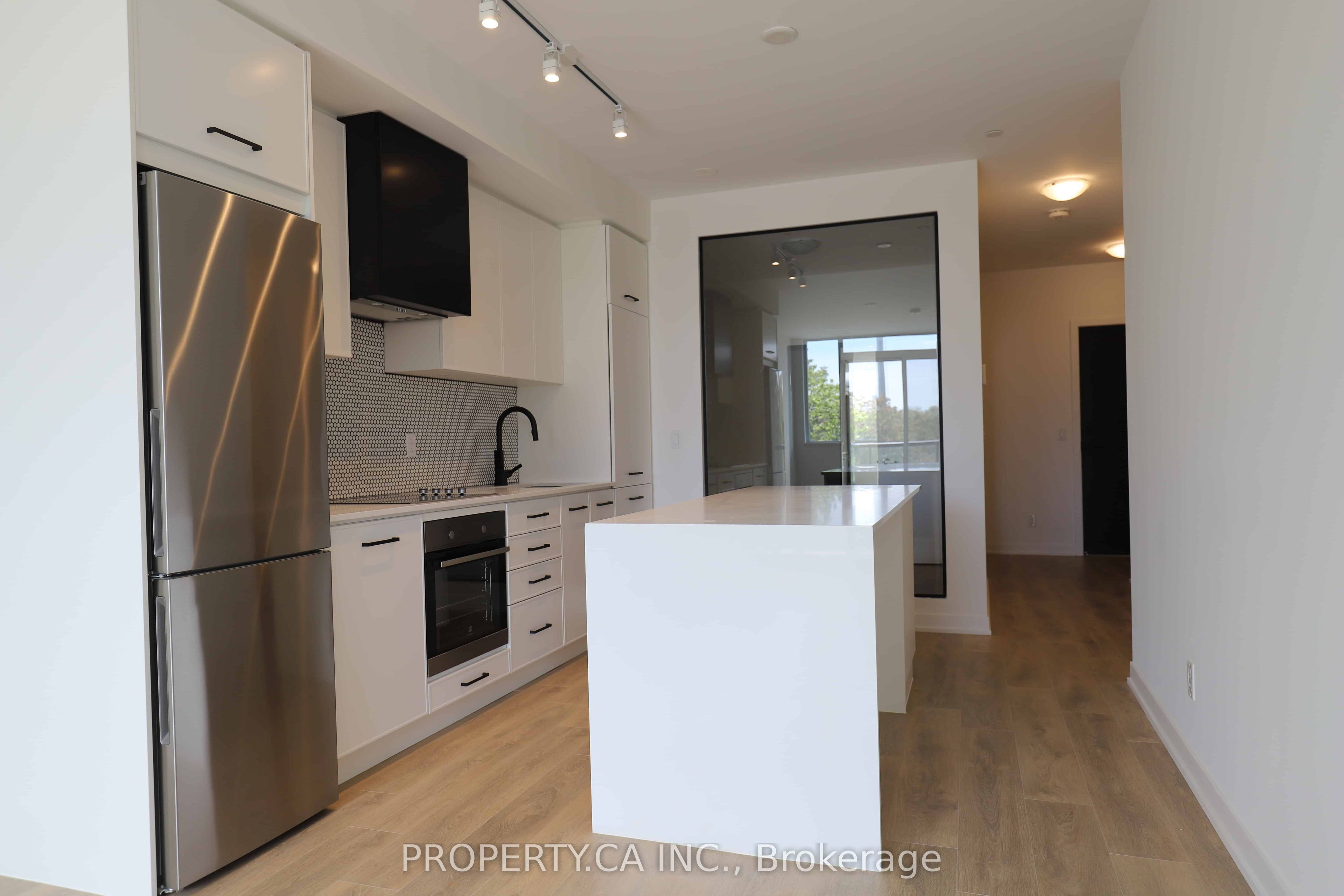 899 Queen Street E 410, Toronto, ON M4M 0C8