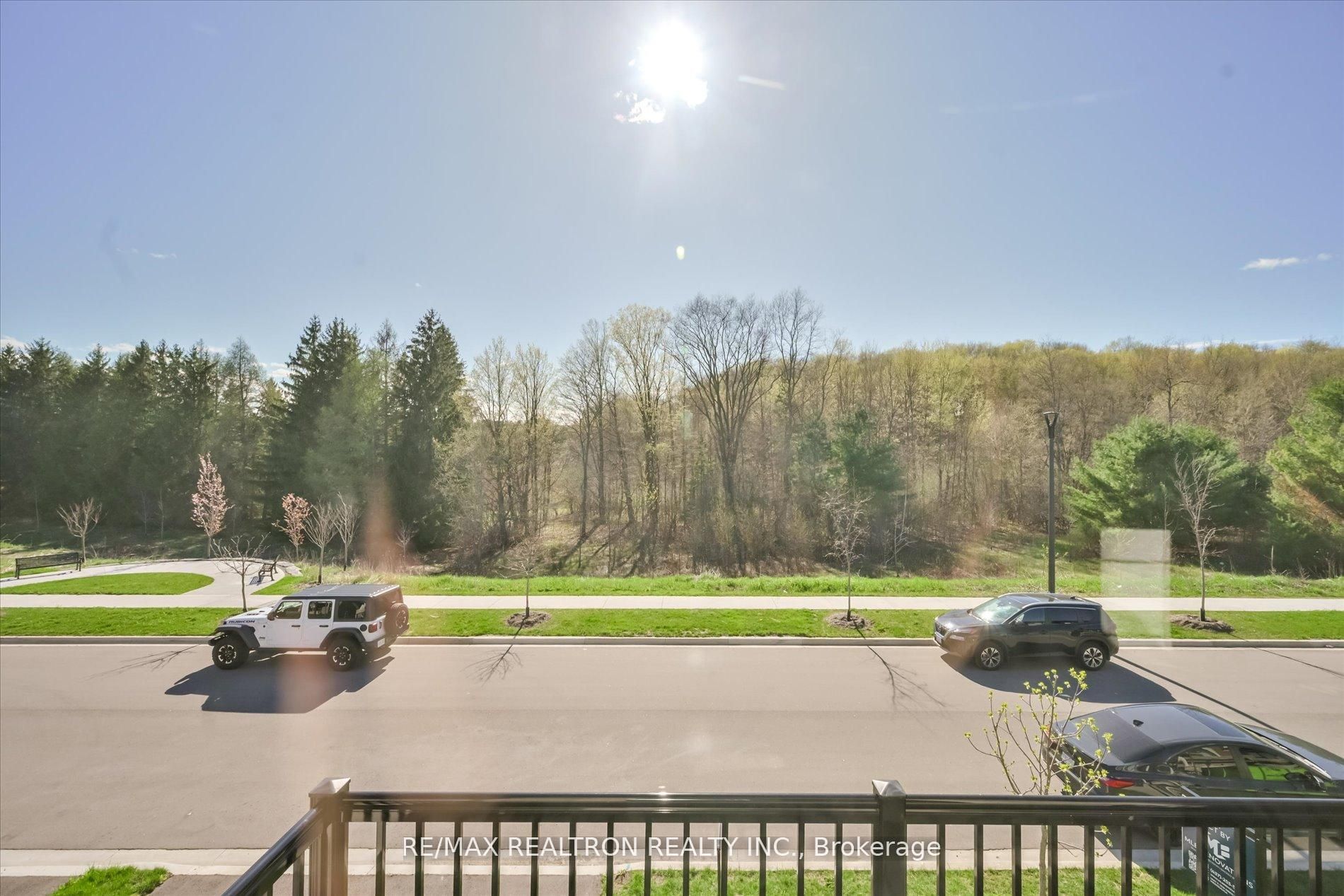 2858 Foxden Square, Pickering, ON L1X 0N9 photo 5