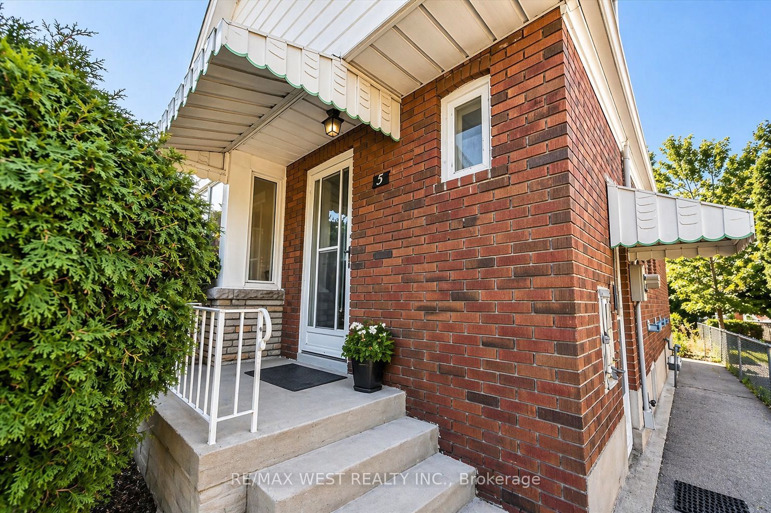 5 Dieppe Road S, Toronto, ON M4J 2K8 photo 5