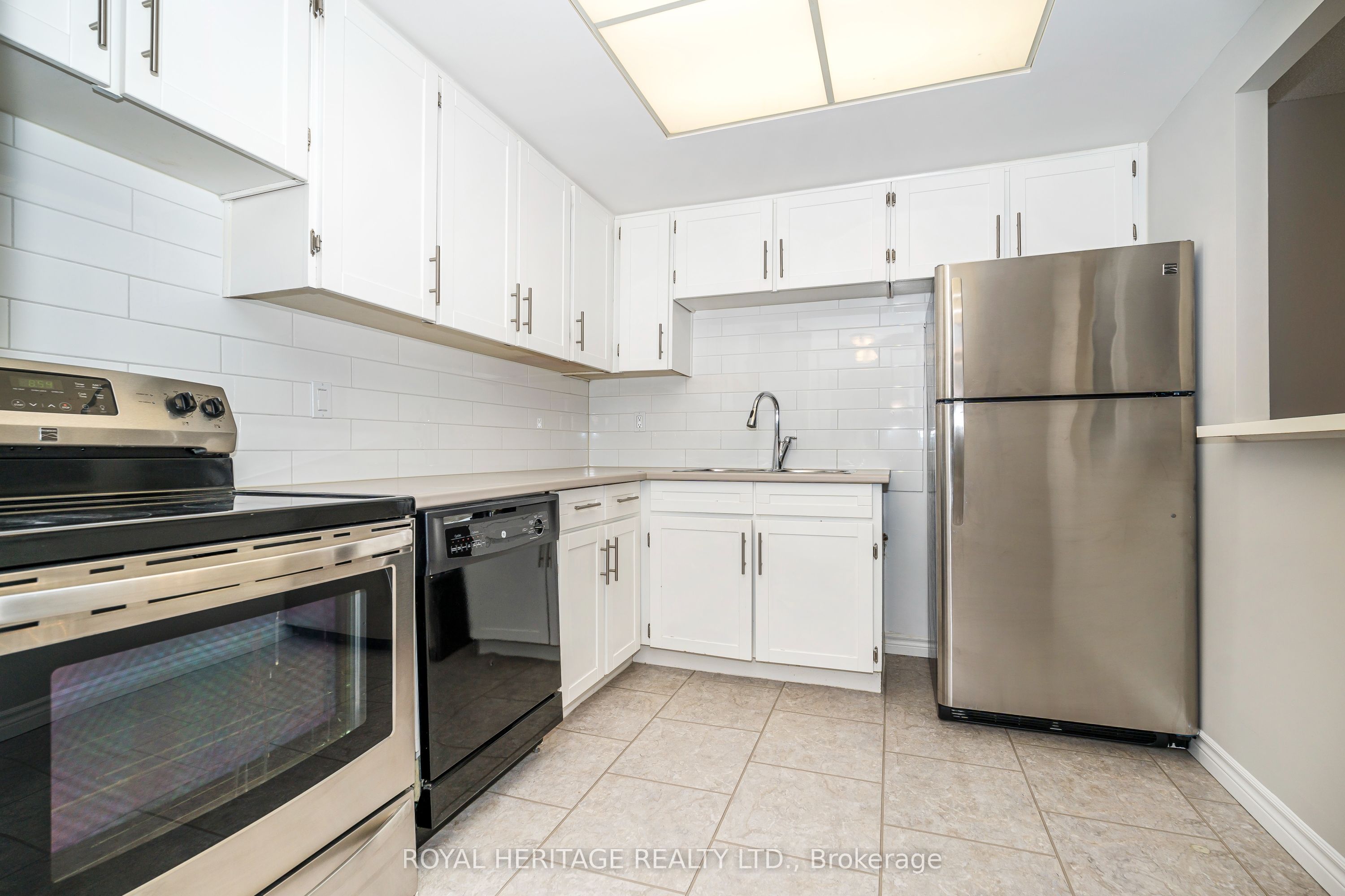 10 Dean Park Road 313, Toronto, ON M1B 3G8 photo 5