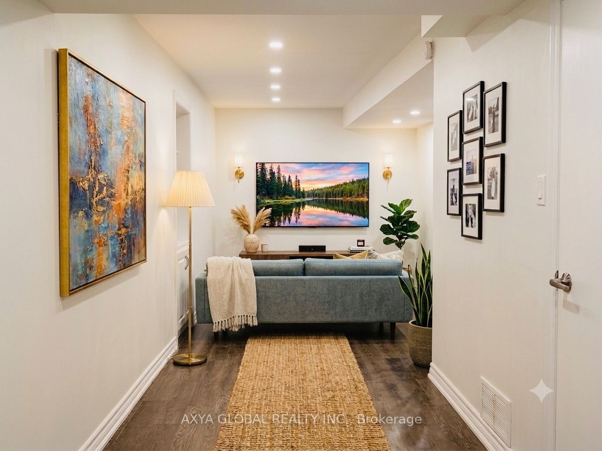 8 Roscoe Road Basement, Toronto, ON M1B 2K1