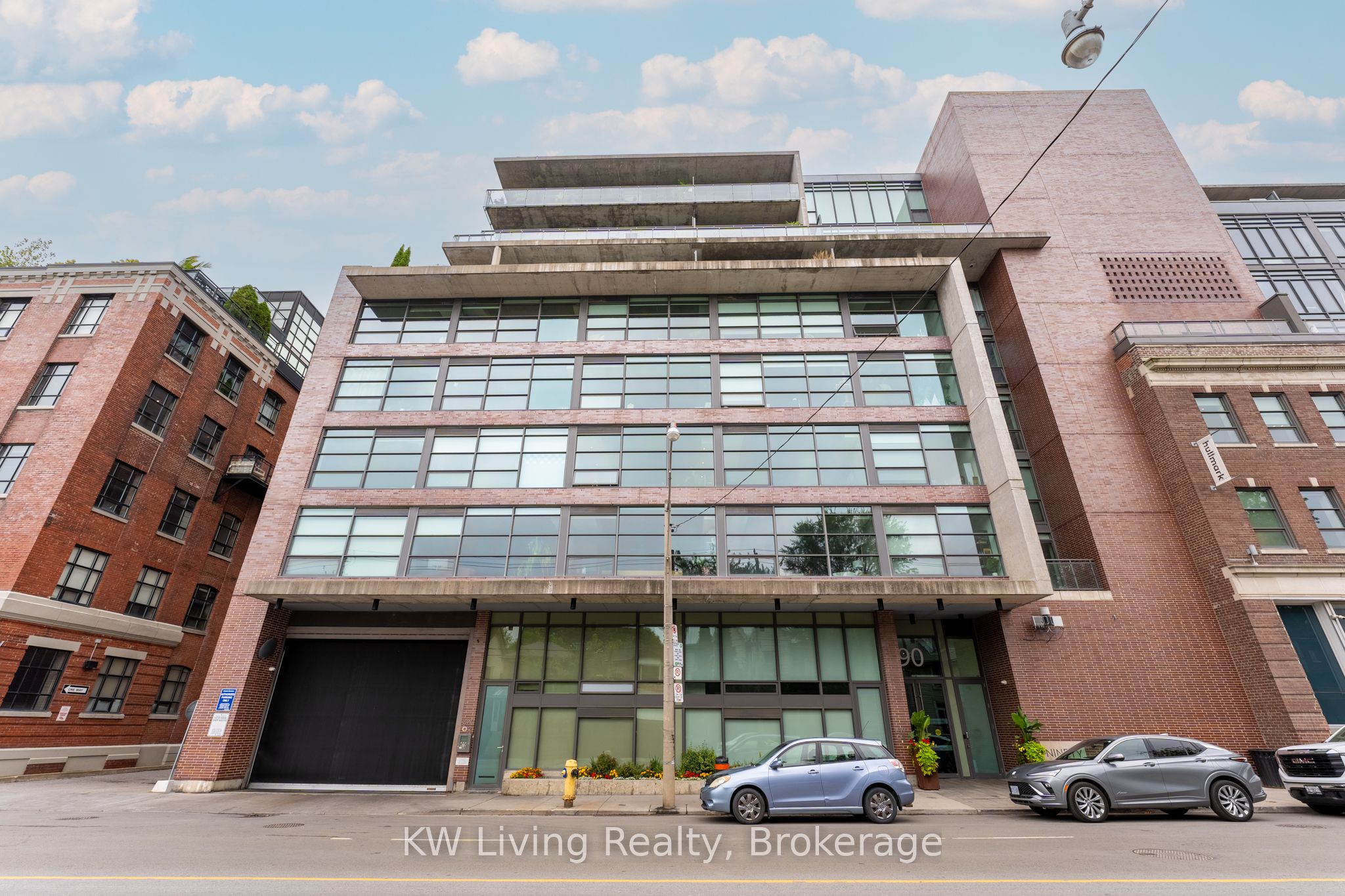 90 Broadview Avenue LW1, Toronto, ON M4M 0A7