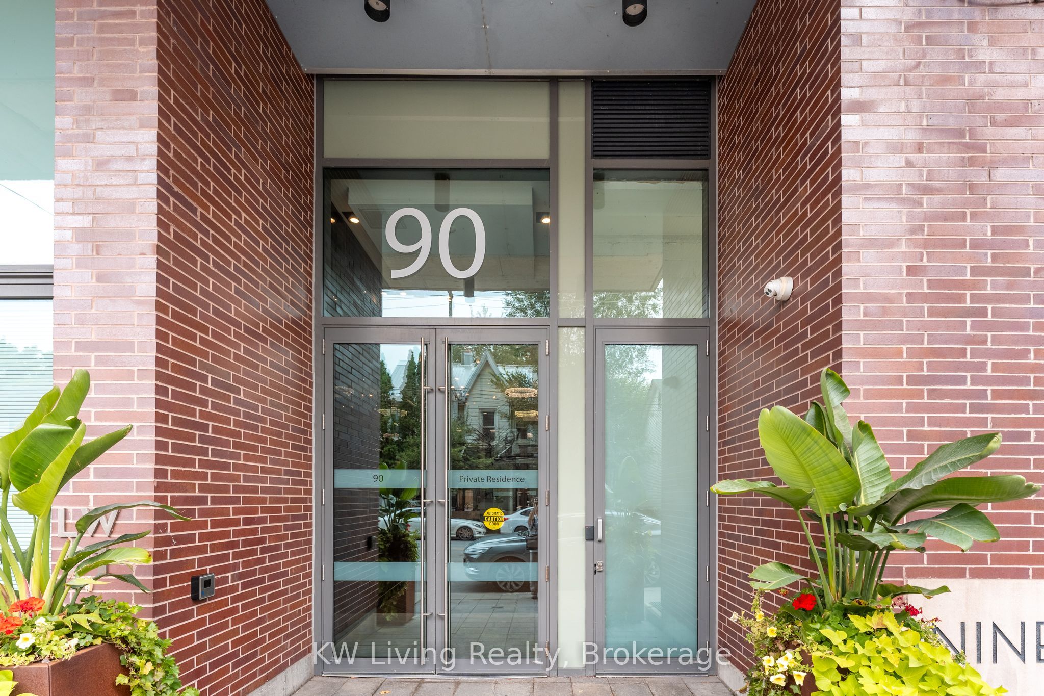 90 Broadview Avenue LW1, Toronto, ON M4M 0A7 photo 4