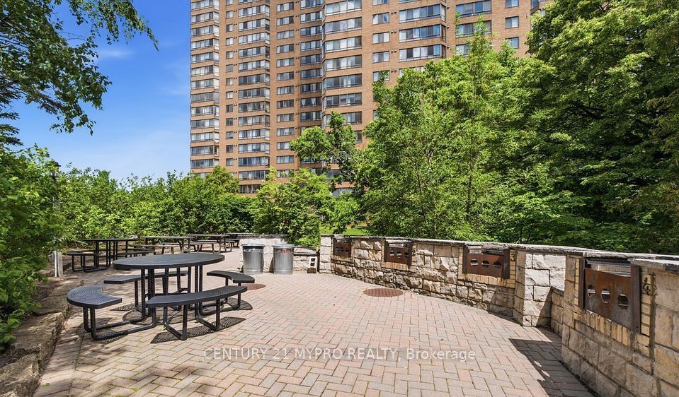 55 Bamburgh Circle 1004, Toronto, ON M1W 3V4