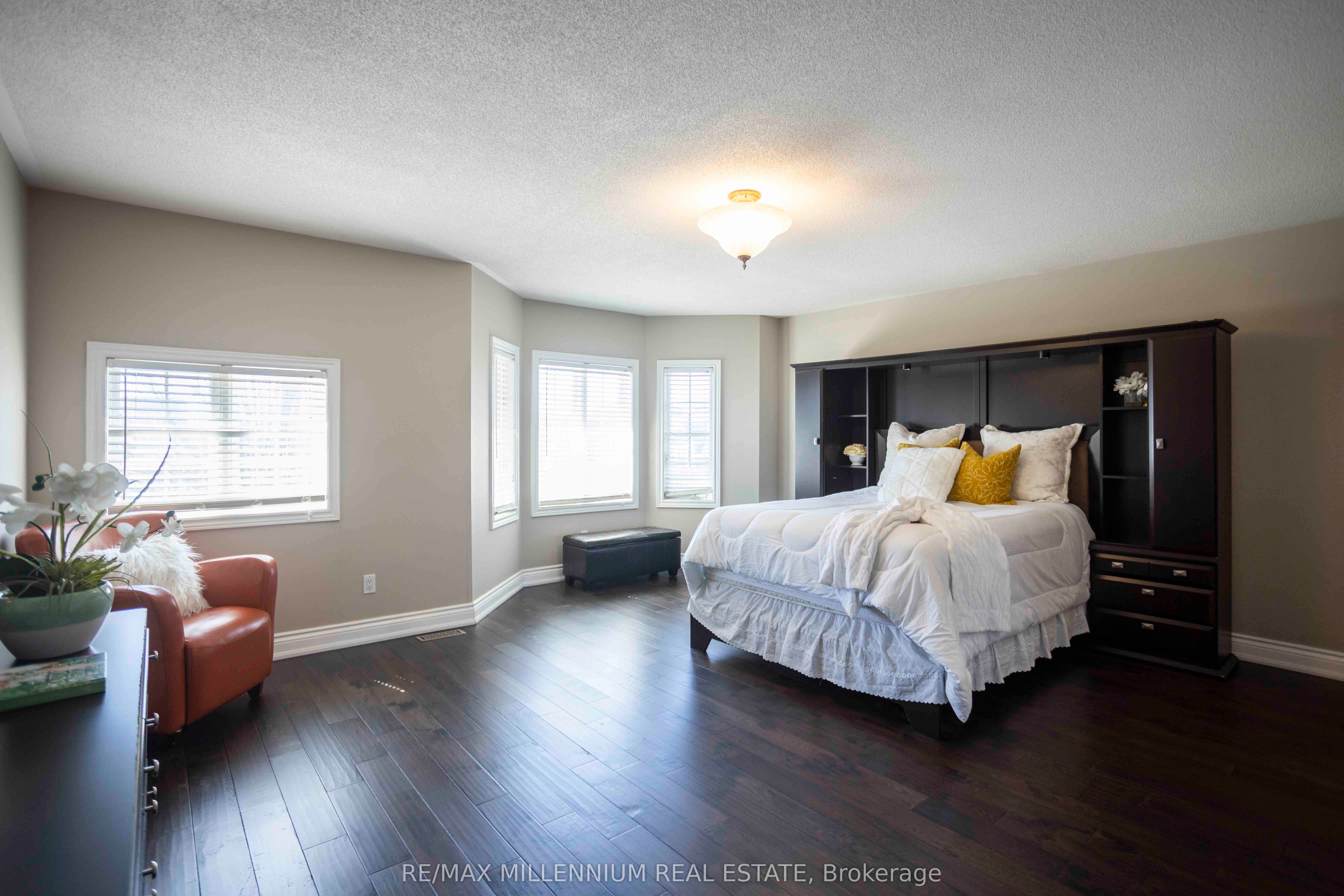 84 Bowles Drive, Ajax, ON L1T 4B6 photo 4