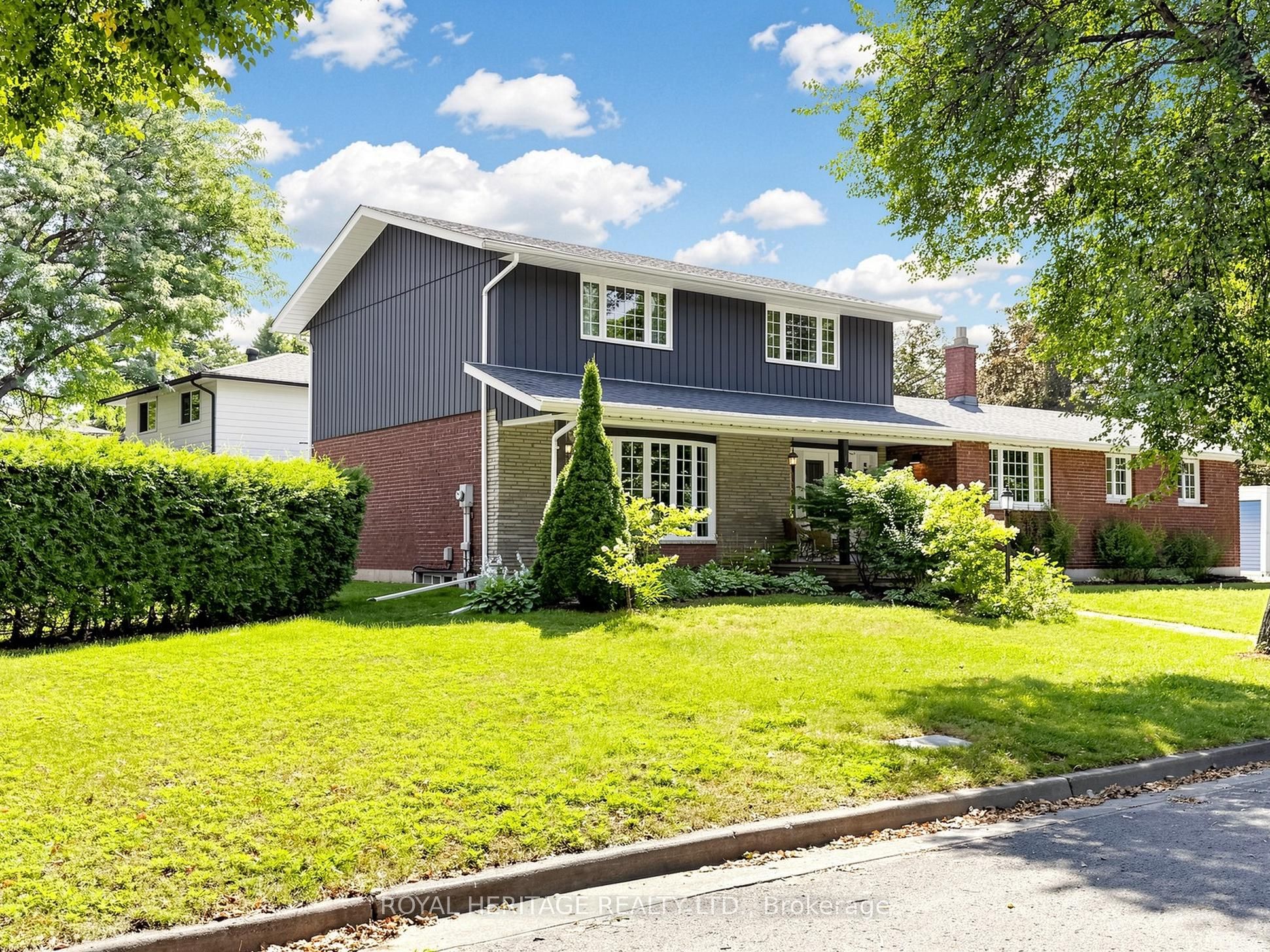 1015 Lavender Court, Oshawa, ON L1G 3H2 photo 2