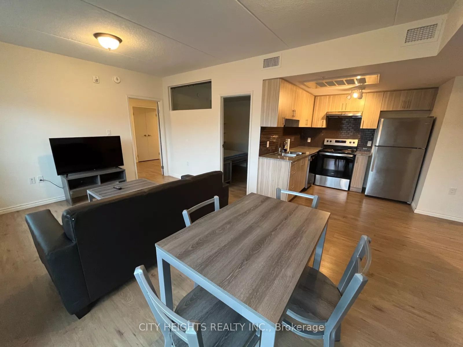 94 Reed Drive, Ajax, ON L1S 6T6 photo 2