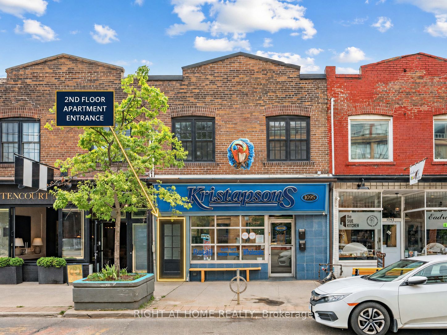 1095 Queen Street E 2, Toronto, ON M4M 1K7