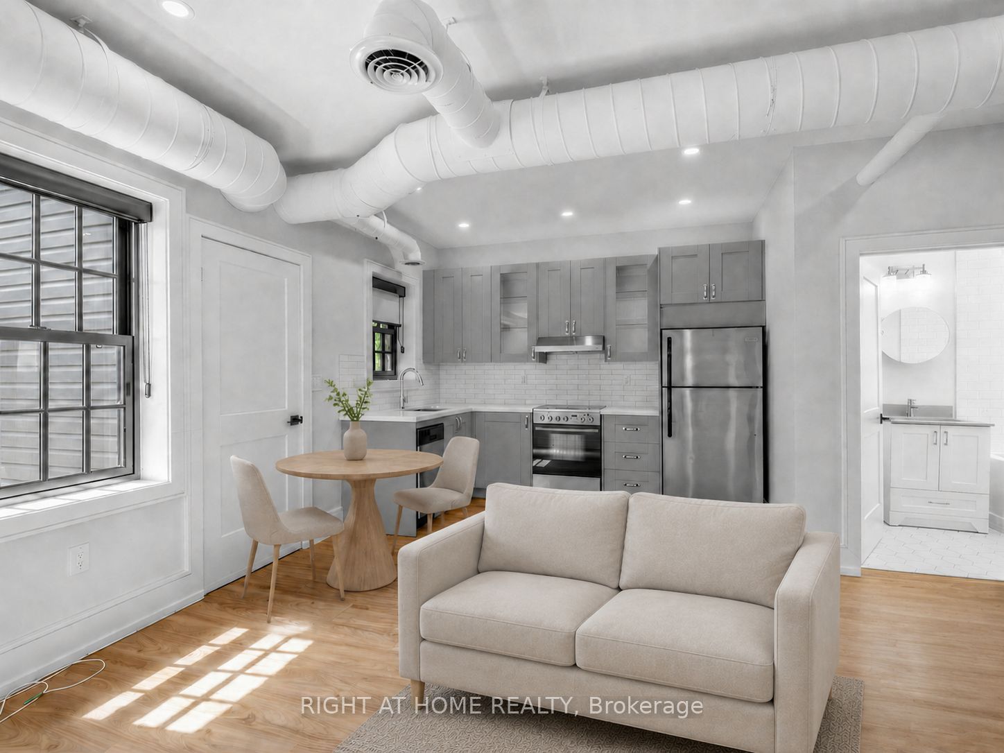 1095 Queen Street E 2, Toronto, ON M4M 1K7 photo 4