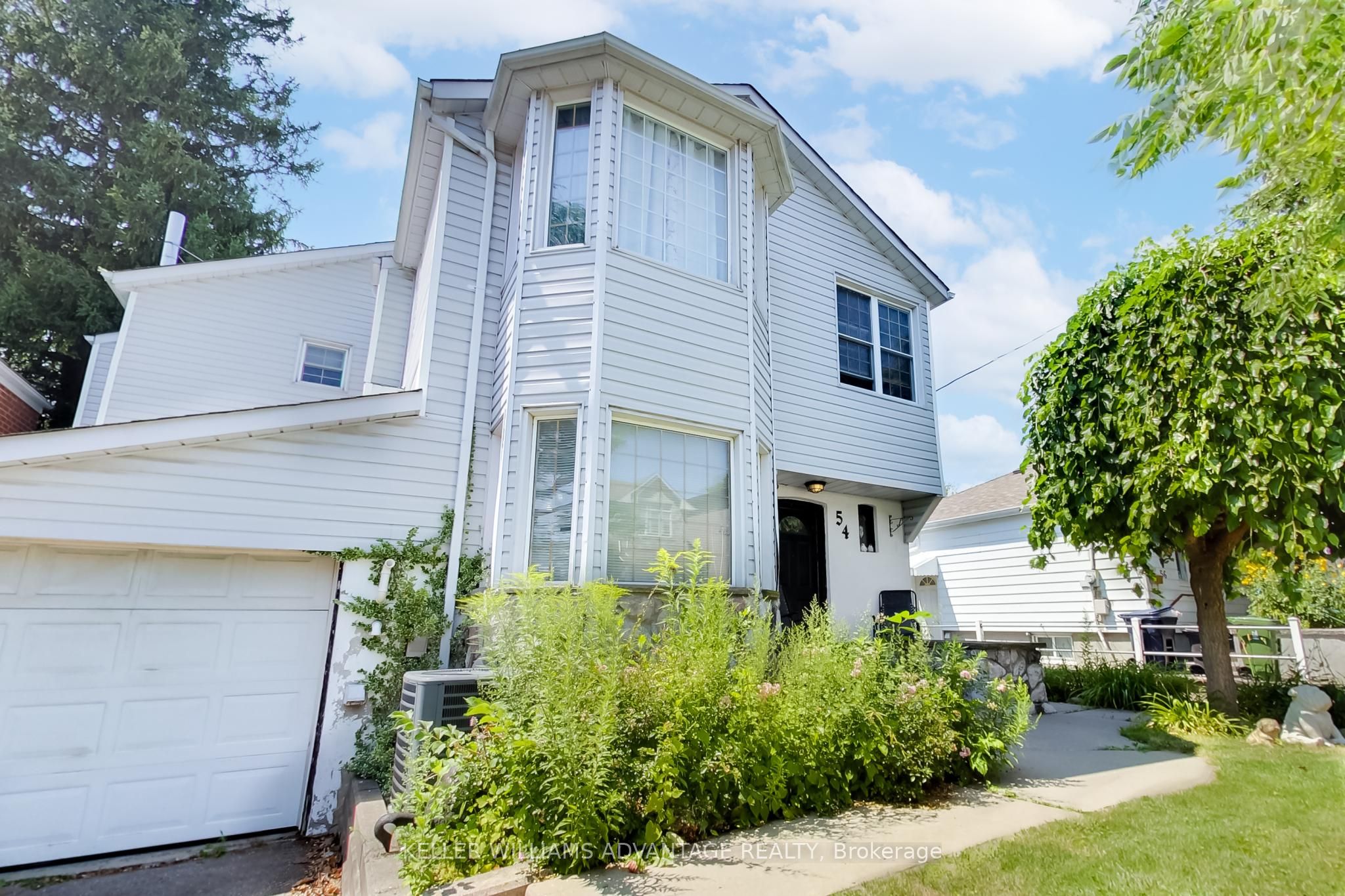 54 Westbourne Avenue, Toronto, ON M1L 2Y4
