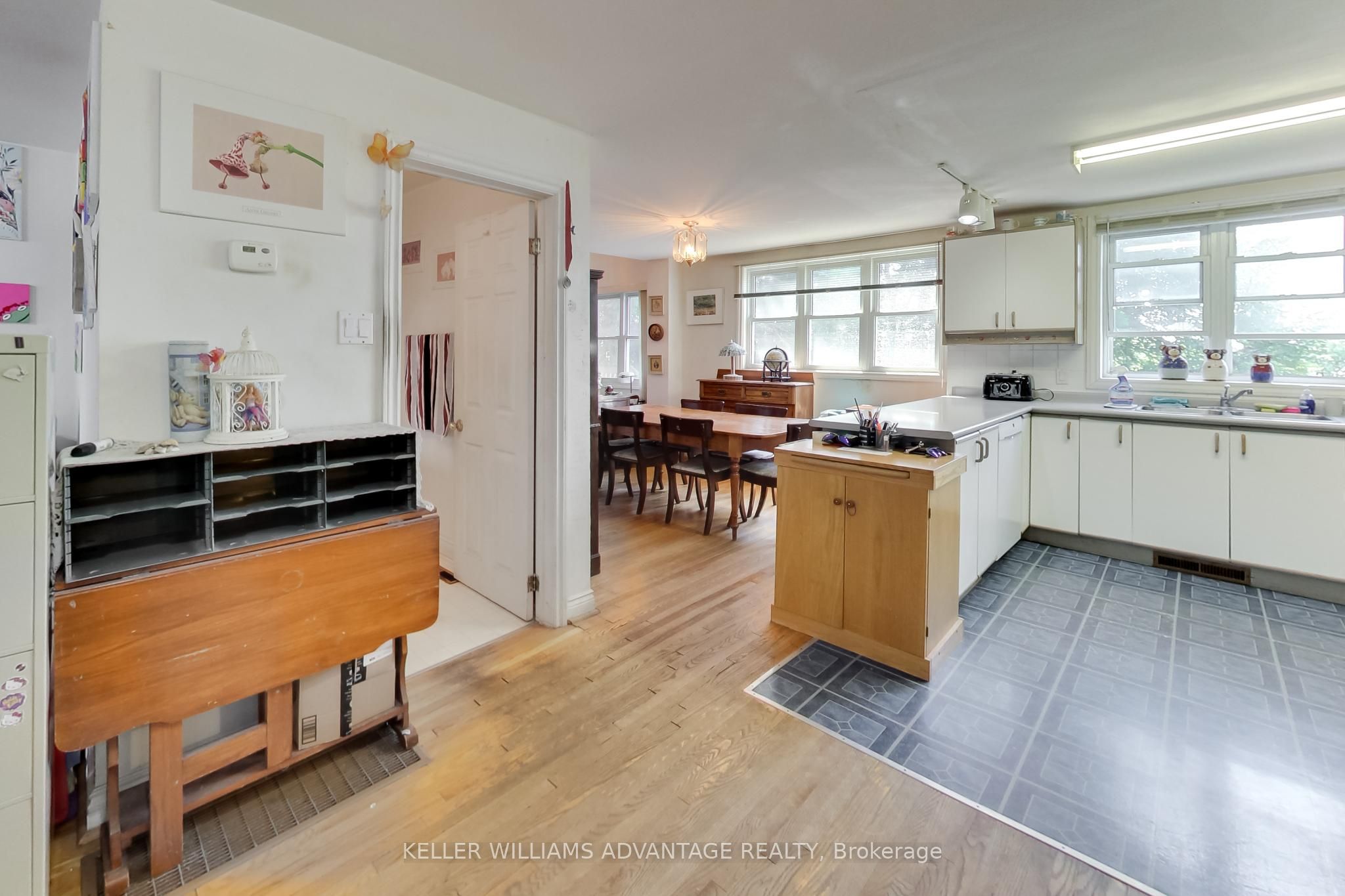 54 Westbourne Avenue, Toronto, ON M1L 2Y4 photo 5