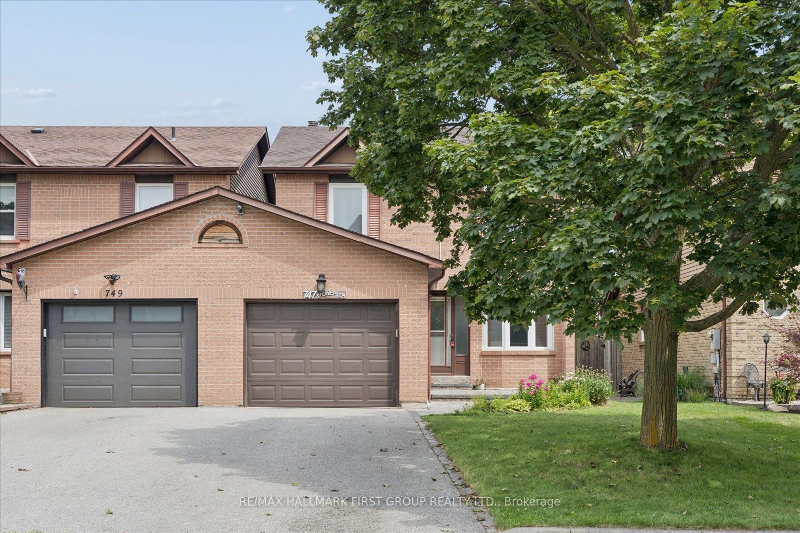 747 Stonepath Circle, Pickering, ON L1V 3S9