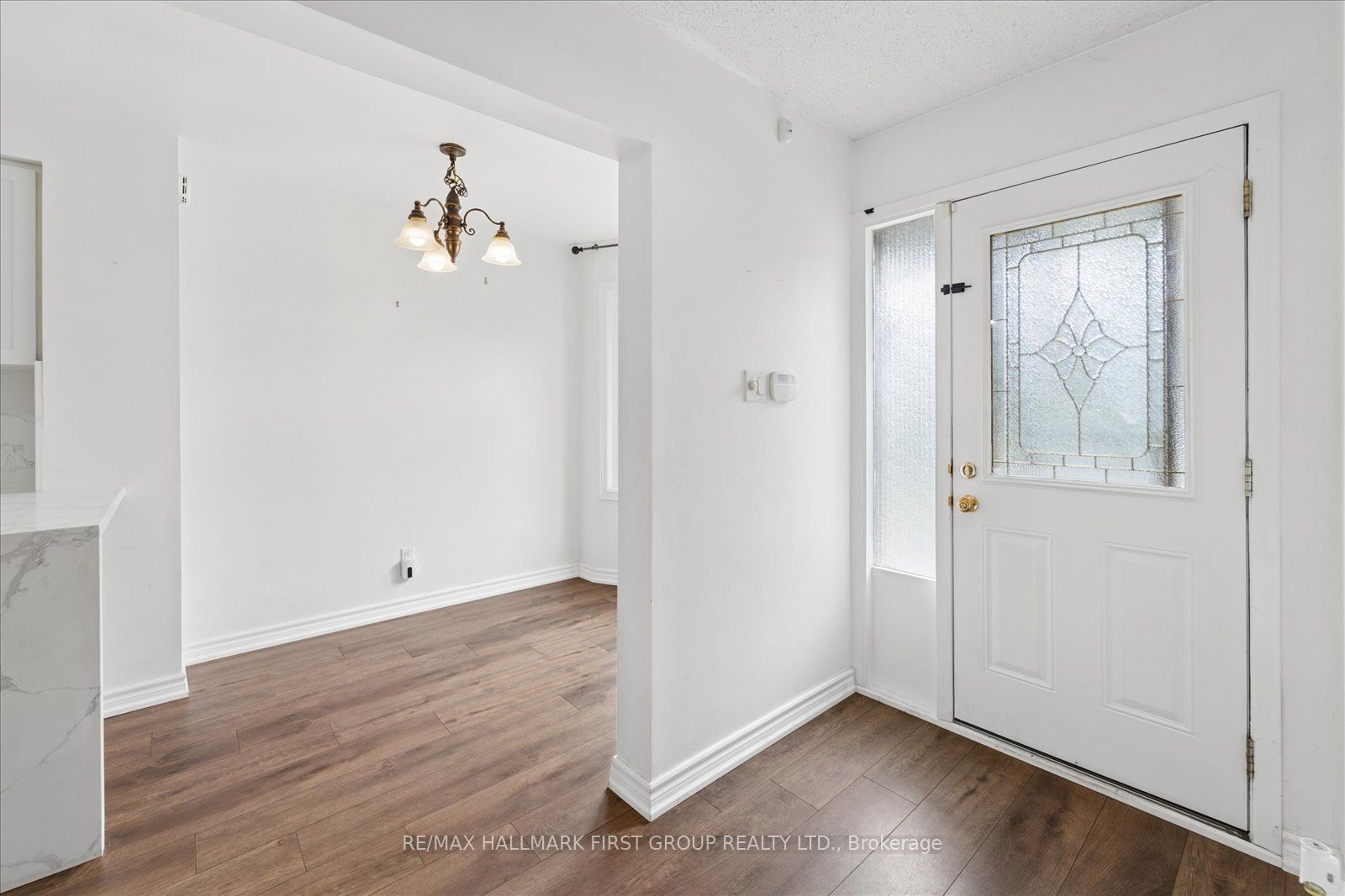 747 Stonepath Circle, Pickering, ON L1V 3S9 photo 5