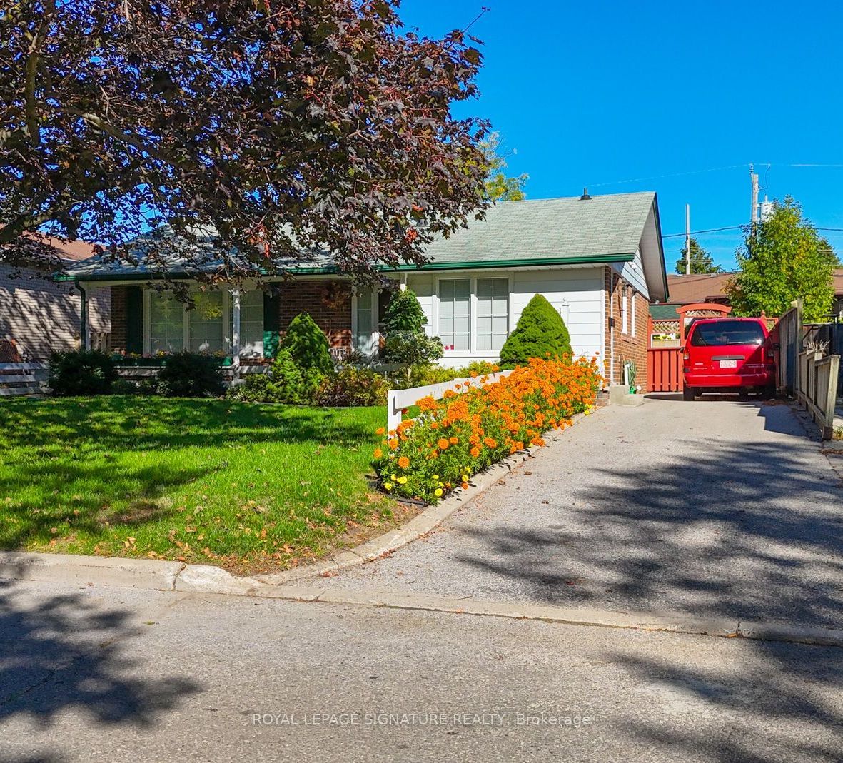 150 Clements Road E, Ajax, ON L1S 1L7 photo 2