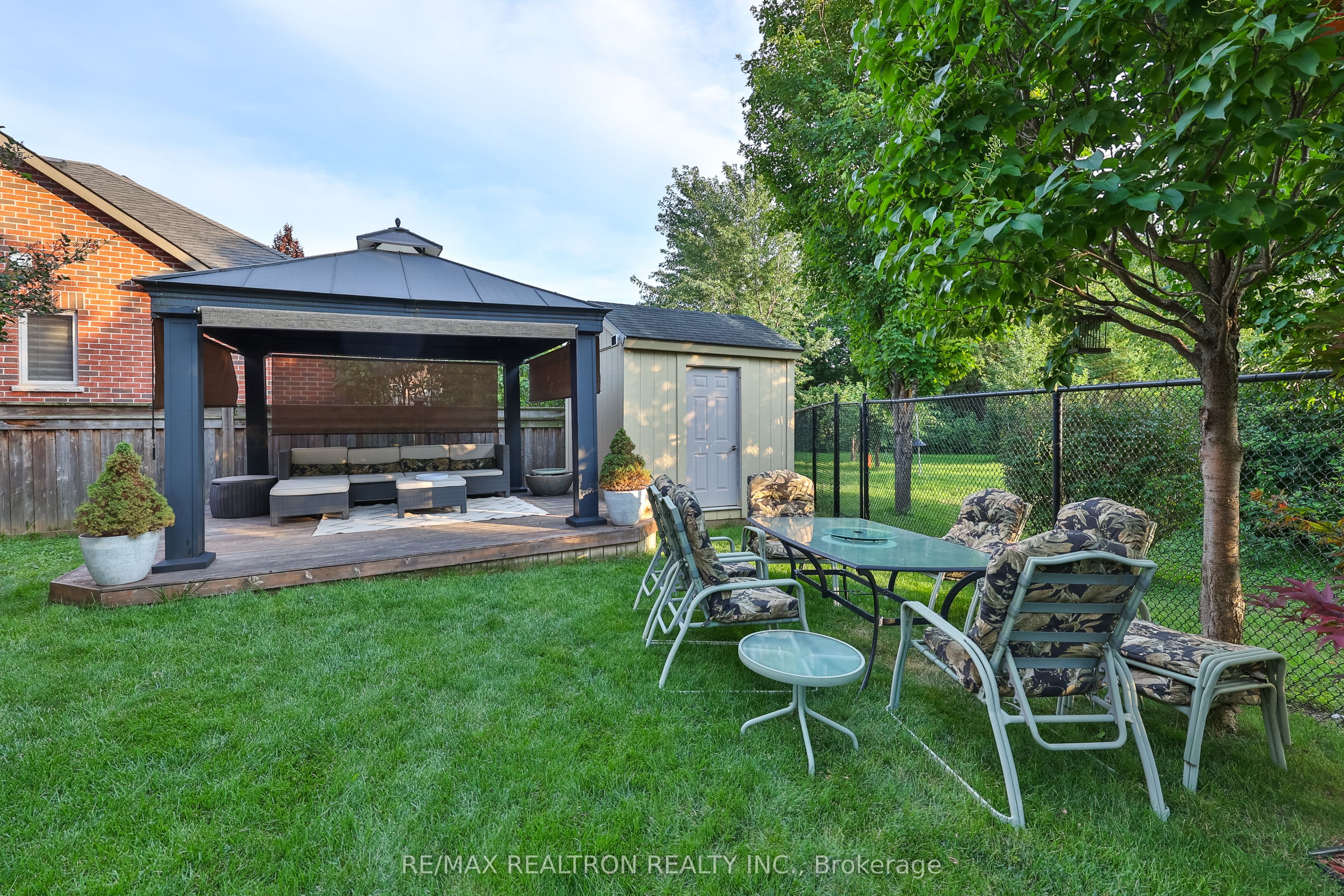 23 Beverton Crescent, Ajax, ON L1T 0L8 photo 5