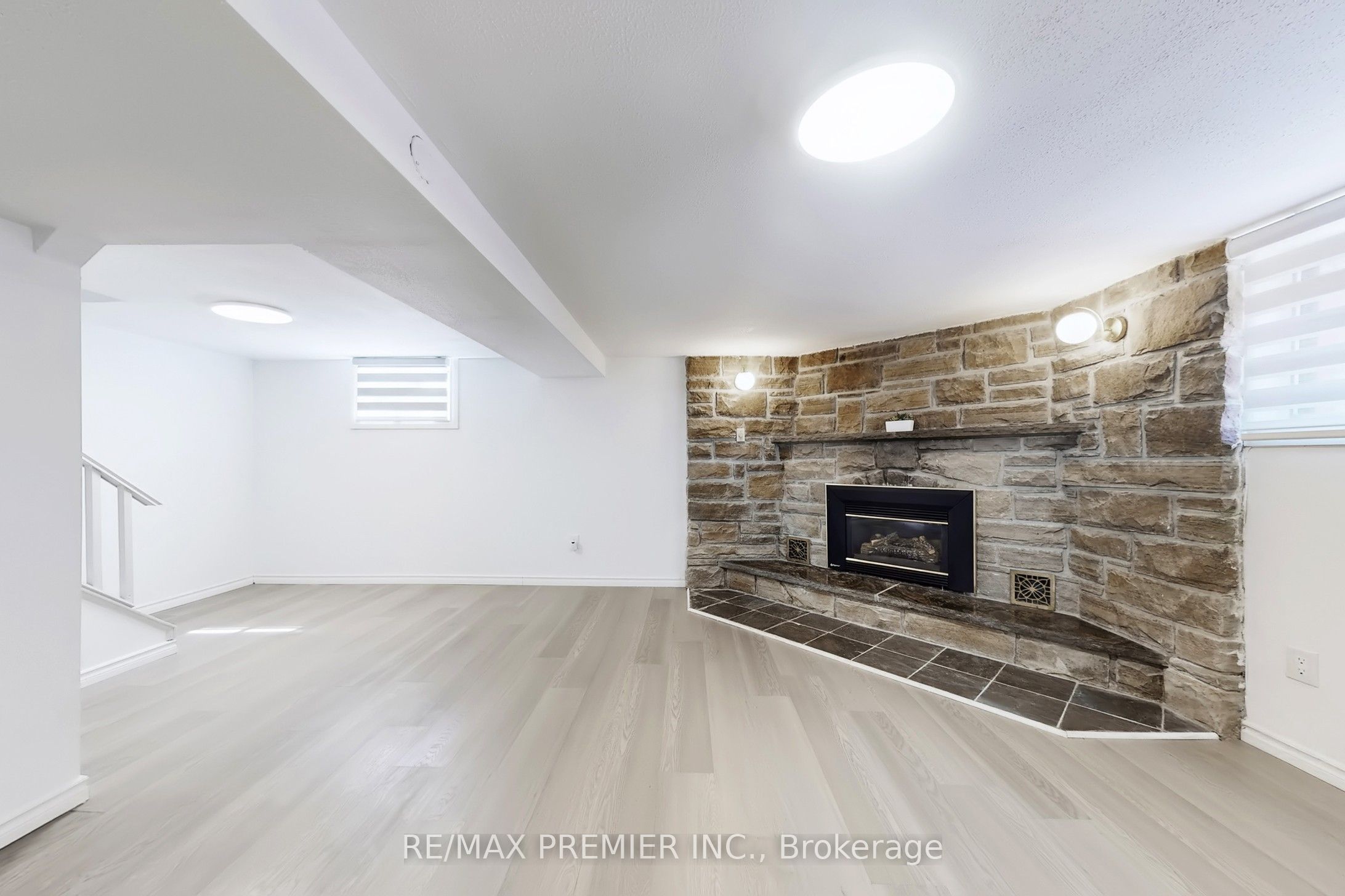 47 Amsterdam Avenue Basement, Toronto, ON M4B 2B9 photo 5