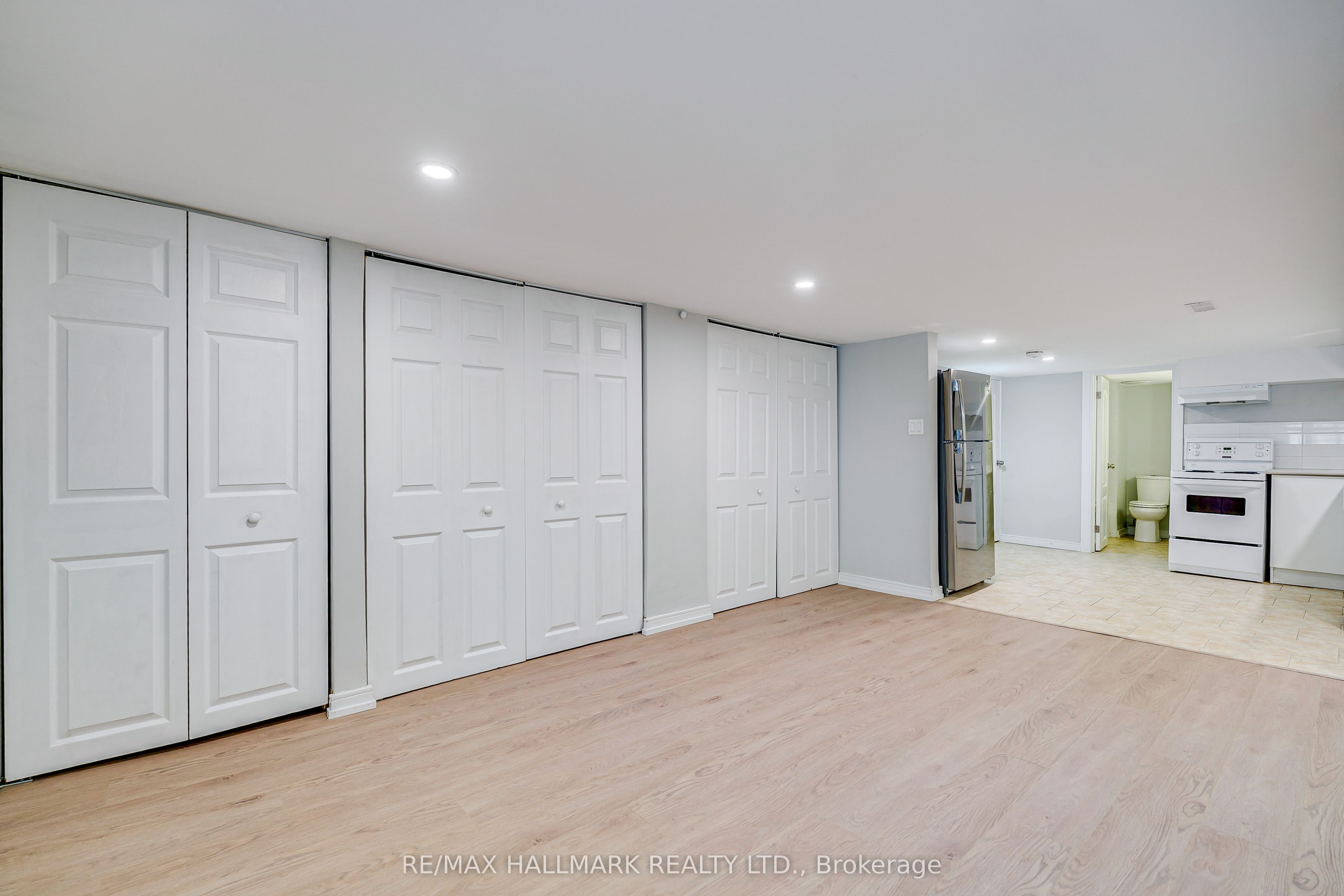 115 Rainsford Road Lower, Toronto, ON M4L 3N8 photo 3