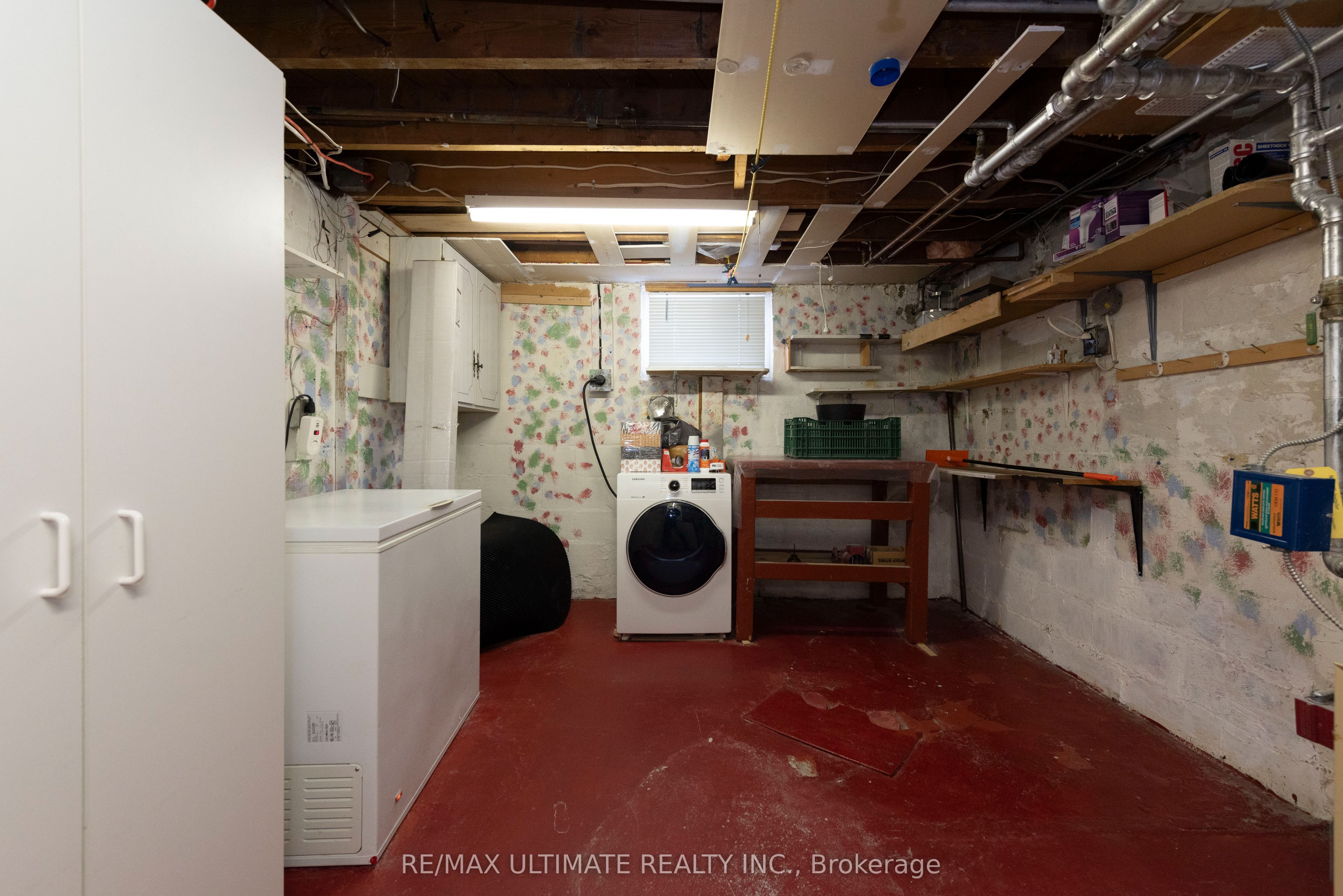 7 Joanith Lower Drive, Toronto, ON M4B 1S6 photo 3