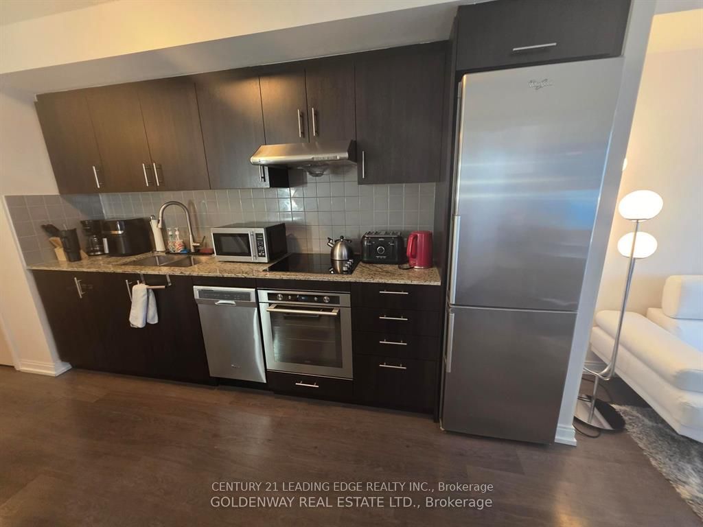 255 Village Green Square 1401, Toronto, ON M1S 0L7 photo 5