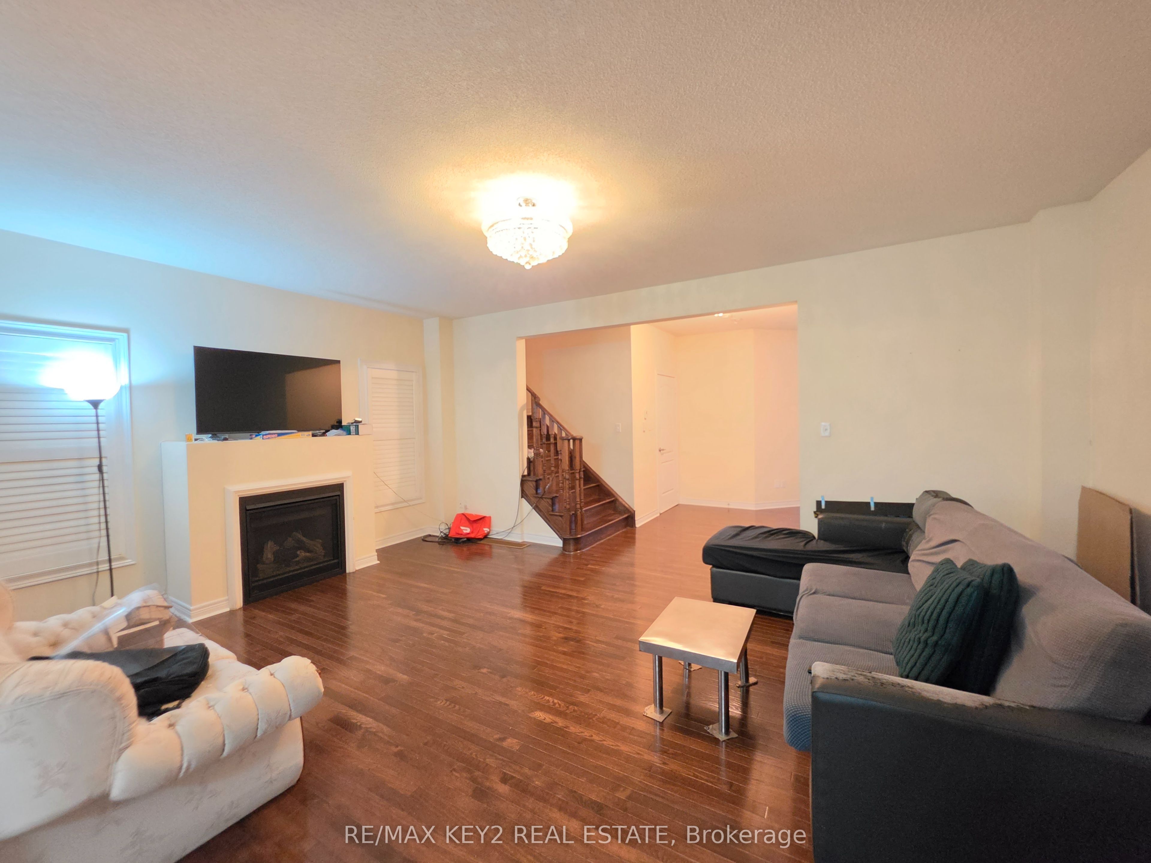 1601 Dusty Drive Upper, Pickering, ON L1X 0C9 photo 5