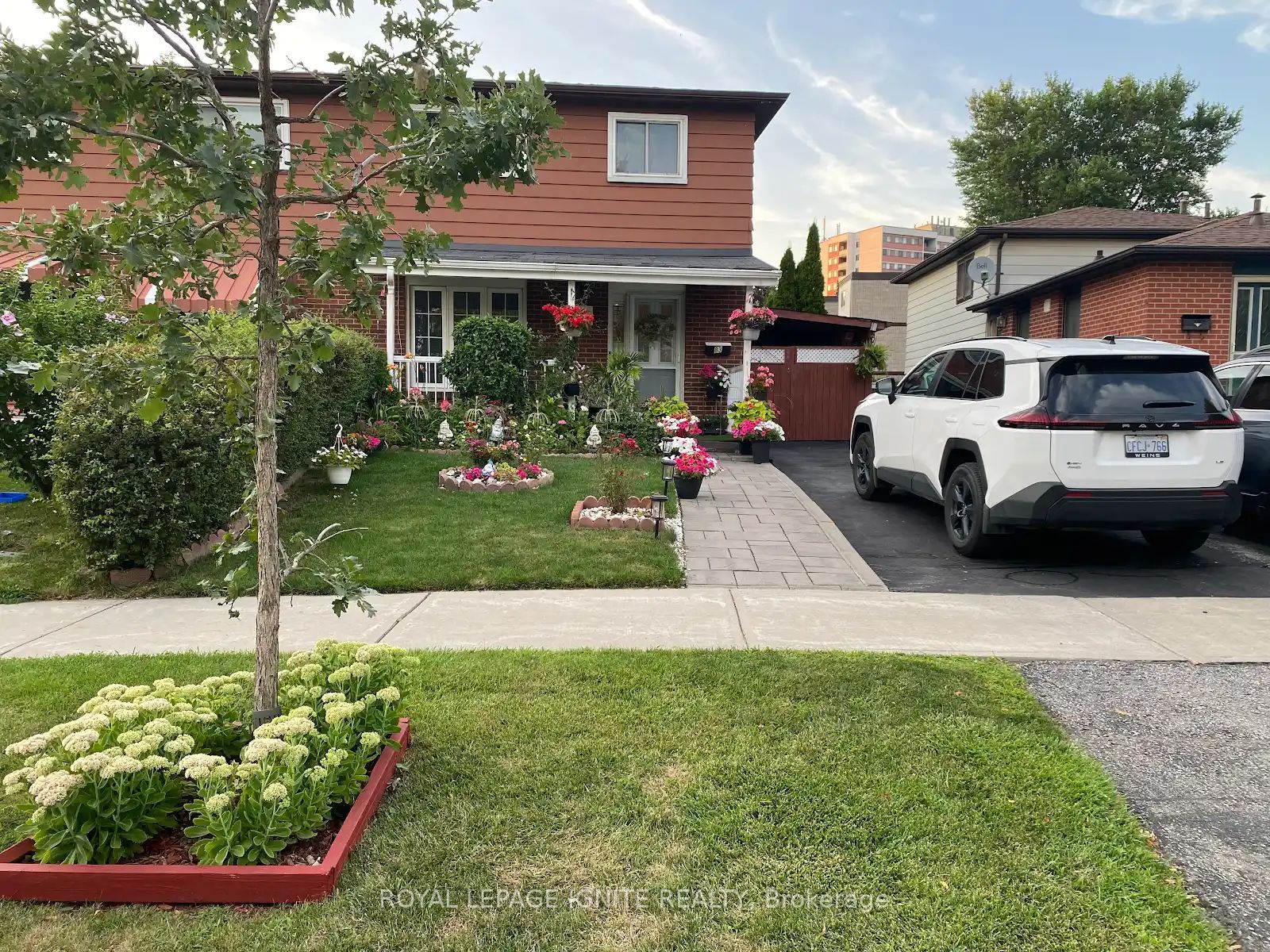 83 Coxworth Crescent, Toronto, ON M1B 1E2 photo 2