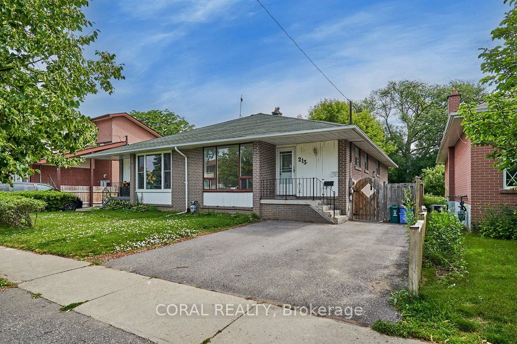213 Cabot Street, Oshawa, ON L1J 5S2