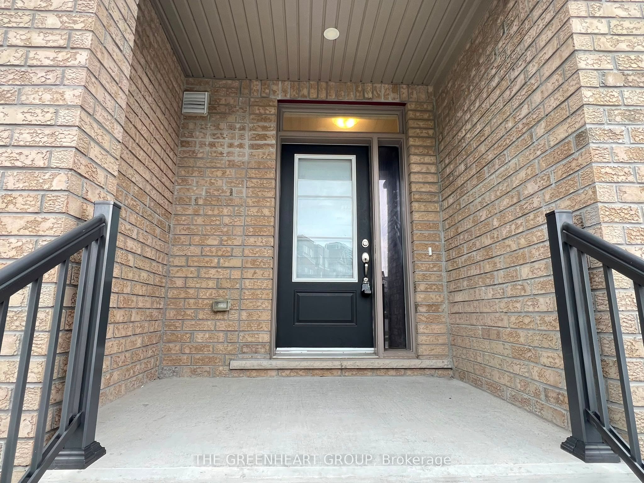 51 Dance Act Avenue, Oshawa, ON L1L 0H4 photo 3