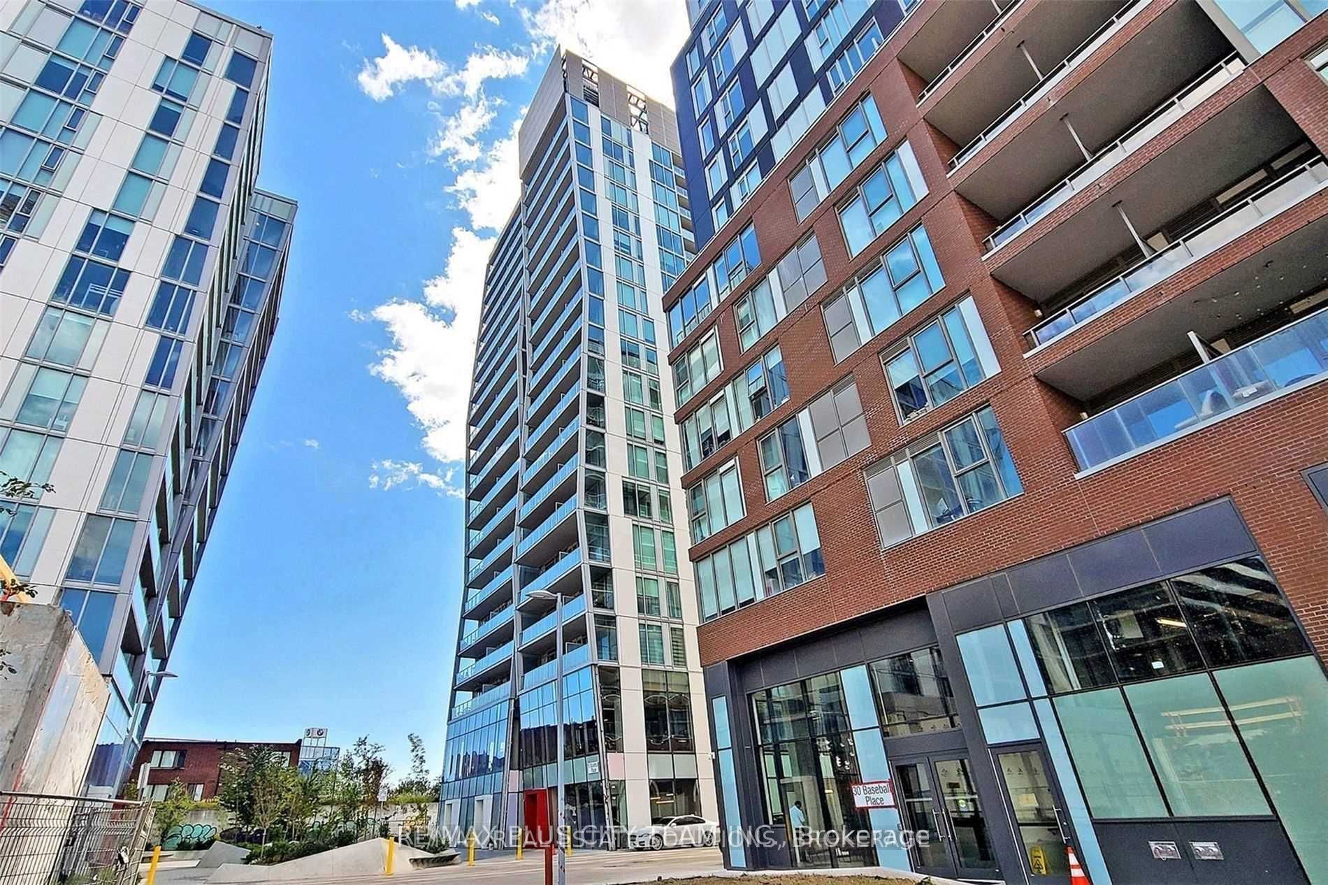15 Baseball Place 1405, Toronto, ON M4M 0E6